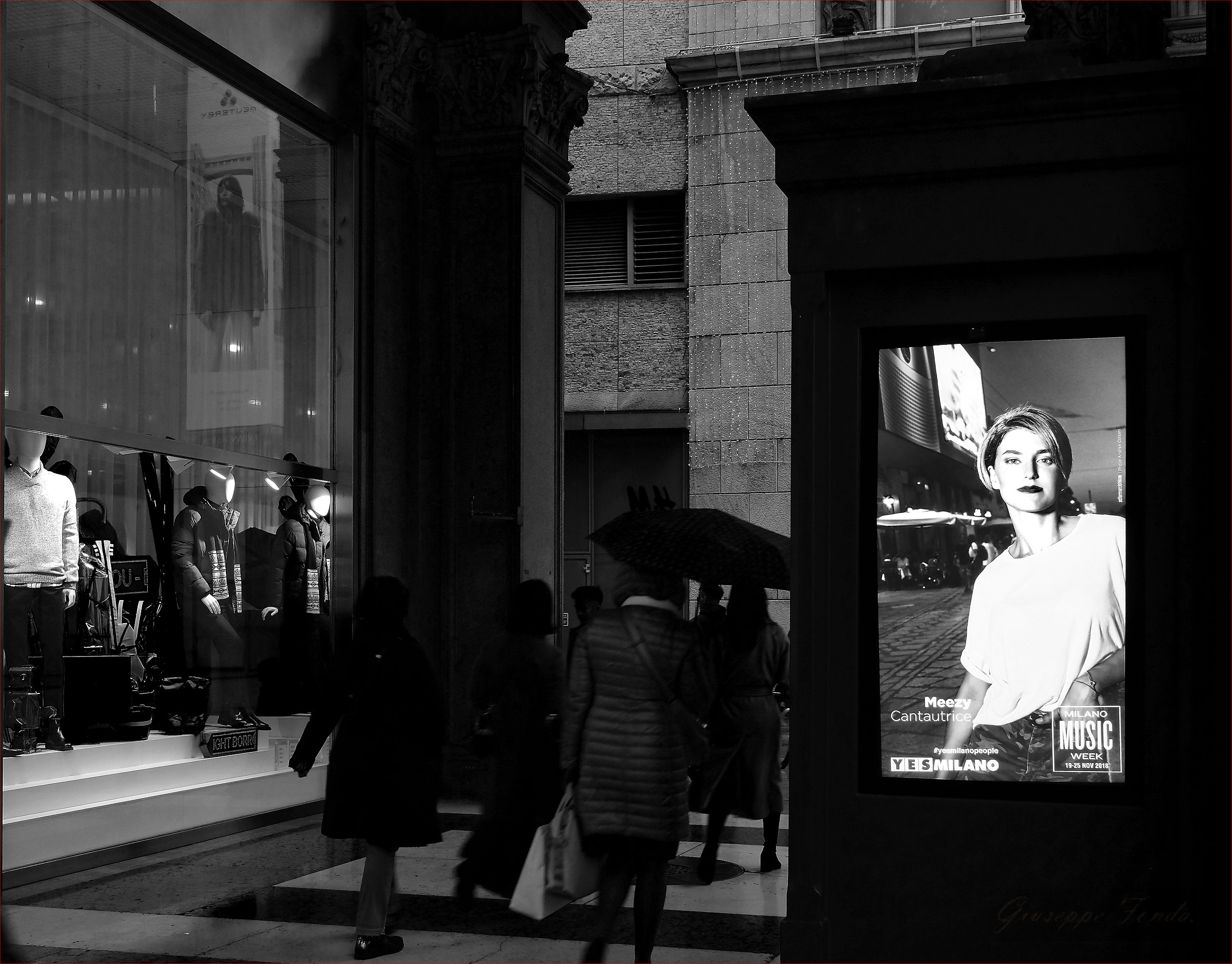 Under the arcades of Corso Emanuele II