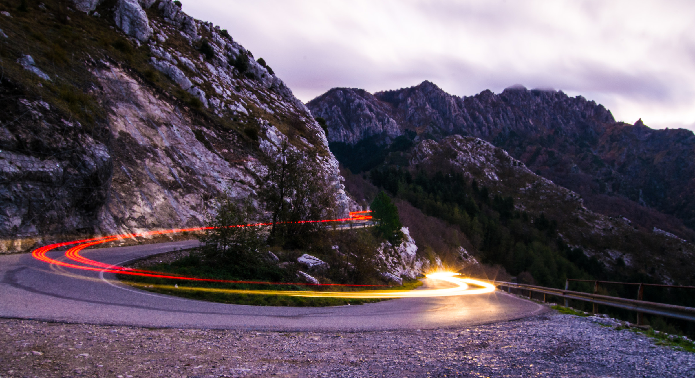 Descending from the Dress pass (MS)