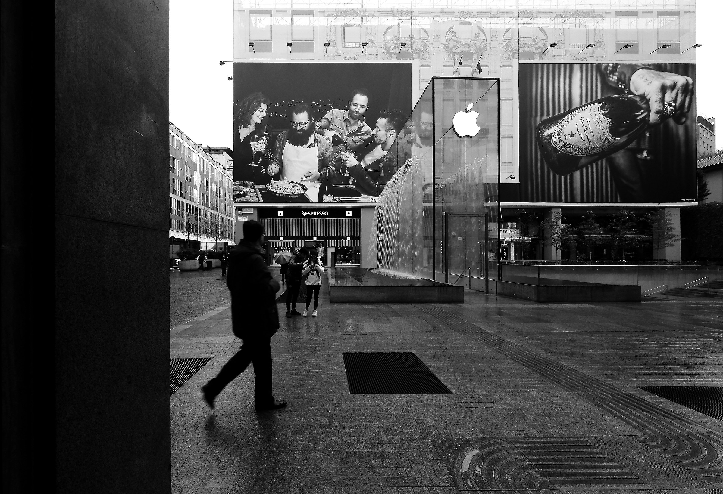 Apples and Champagne