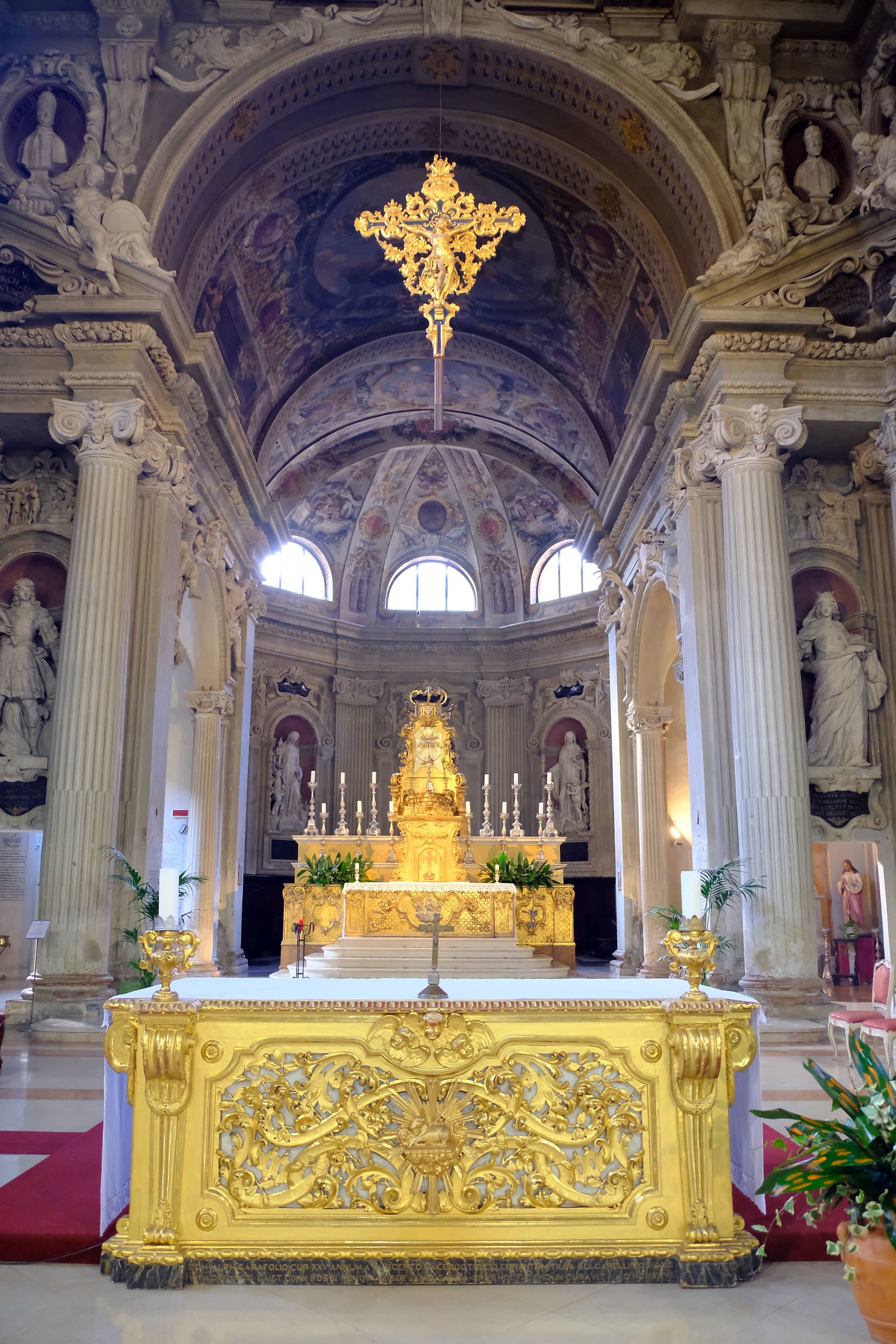 Chiesa di Sant'Agostino - Altare Maggiore