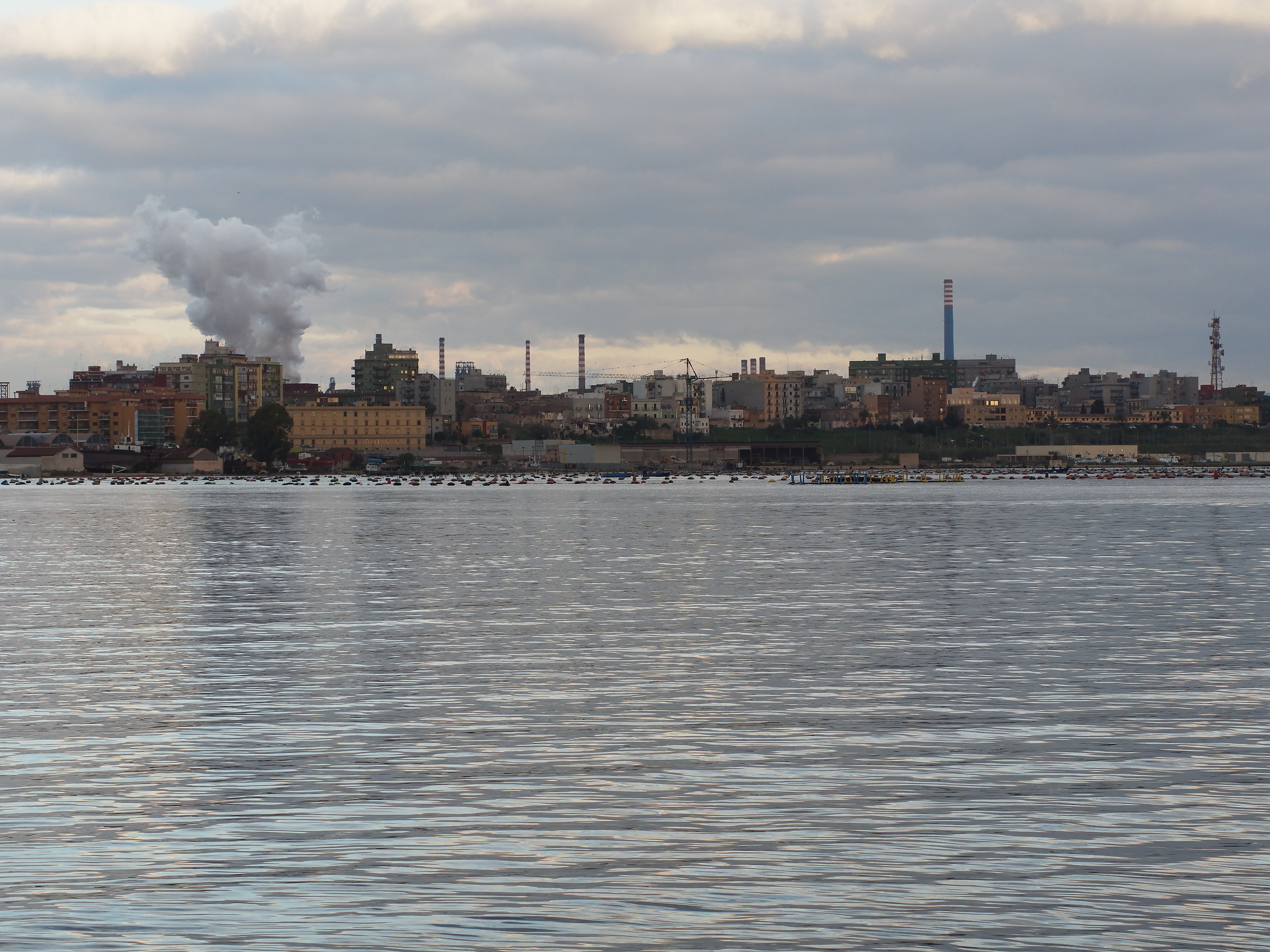 Yi M1 43mm F/6.3 1/250 ISO250 EV + 0.0 native JPEG