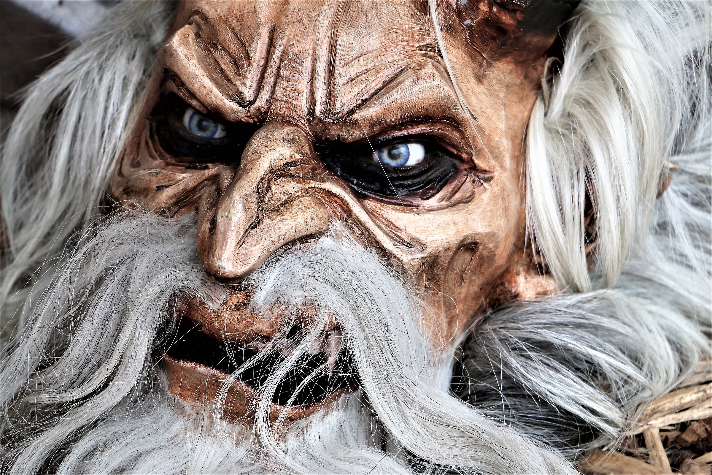 Don't be afraid... I come in peace