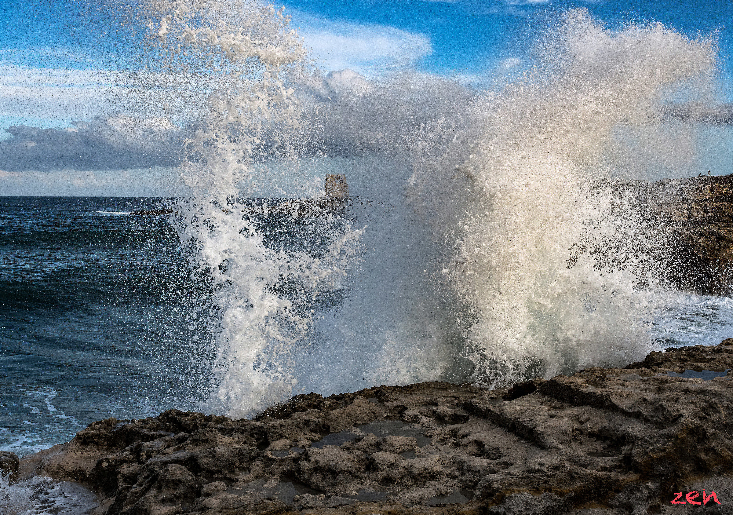 Le onde incontrano le nuvole..