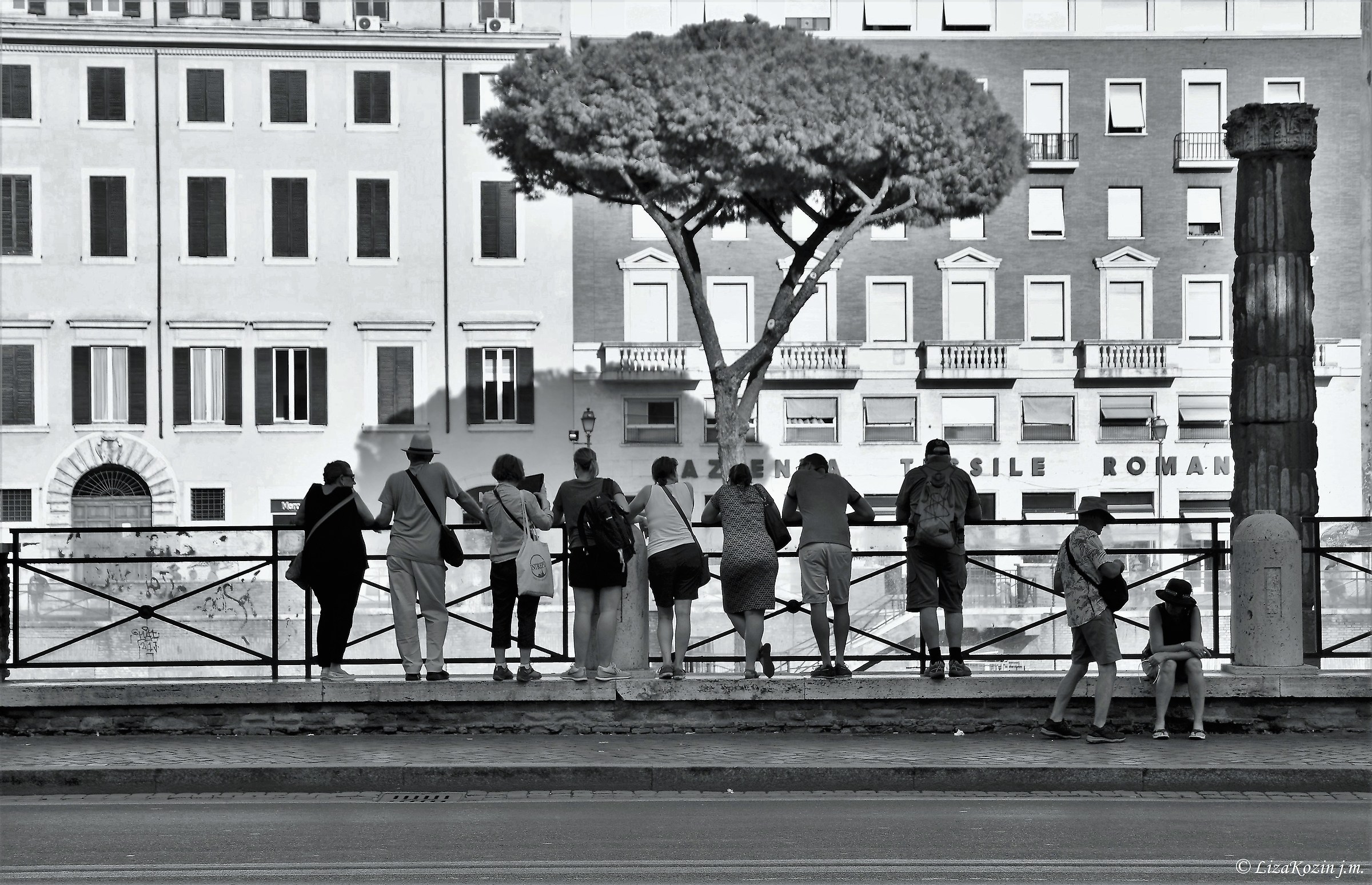 Largo di Torre Argentina