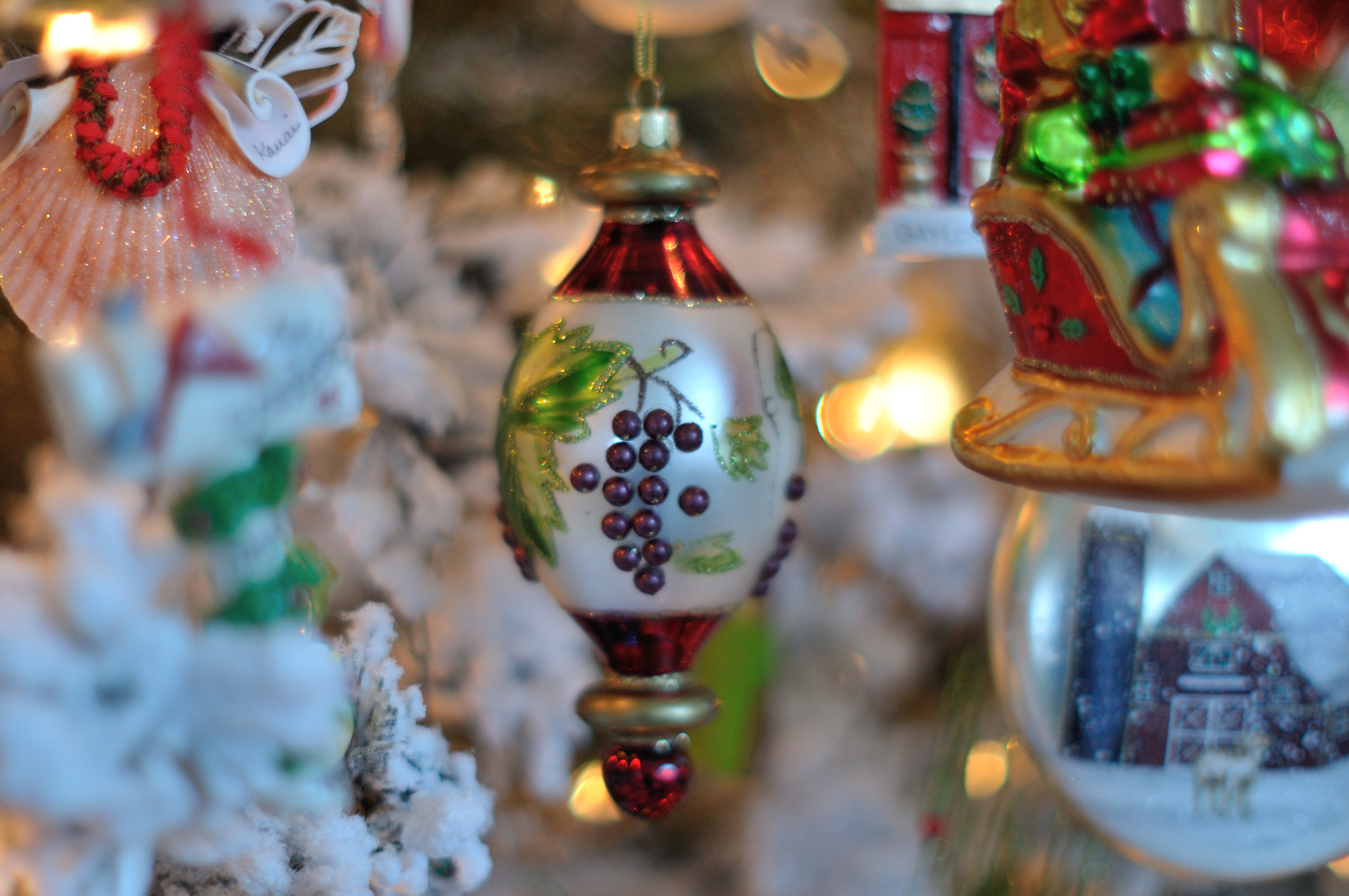 Christmas and wine by the tree