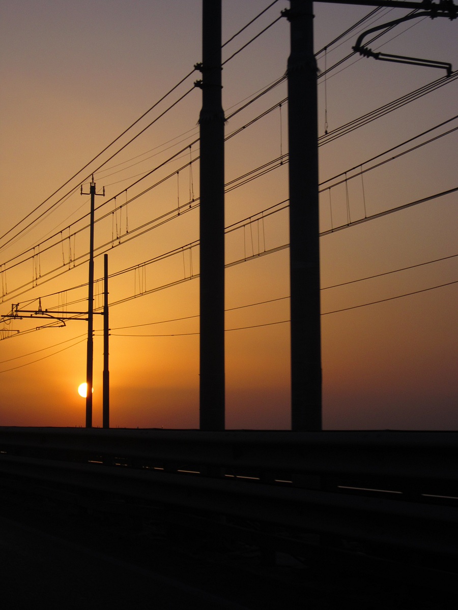 Where the sun crosses the train