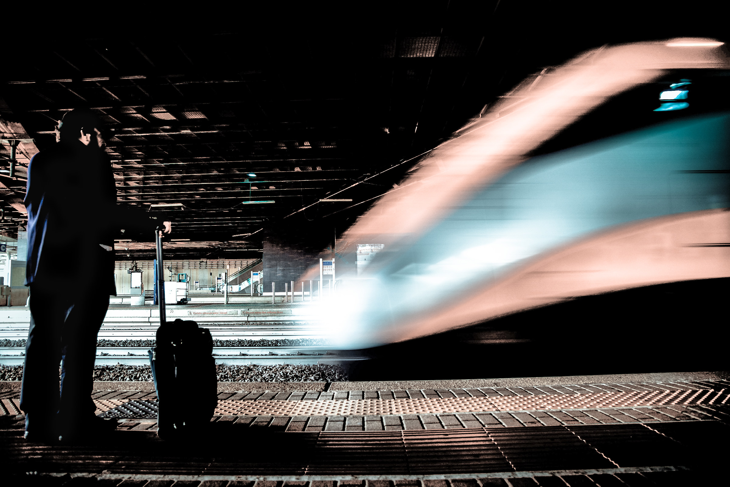 Warning-Train arriving at track 1