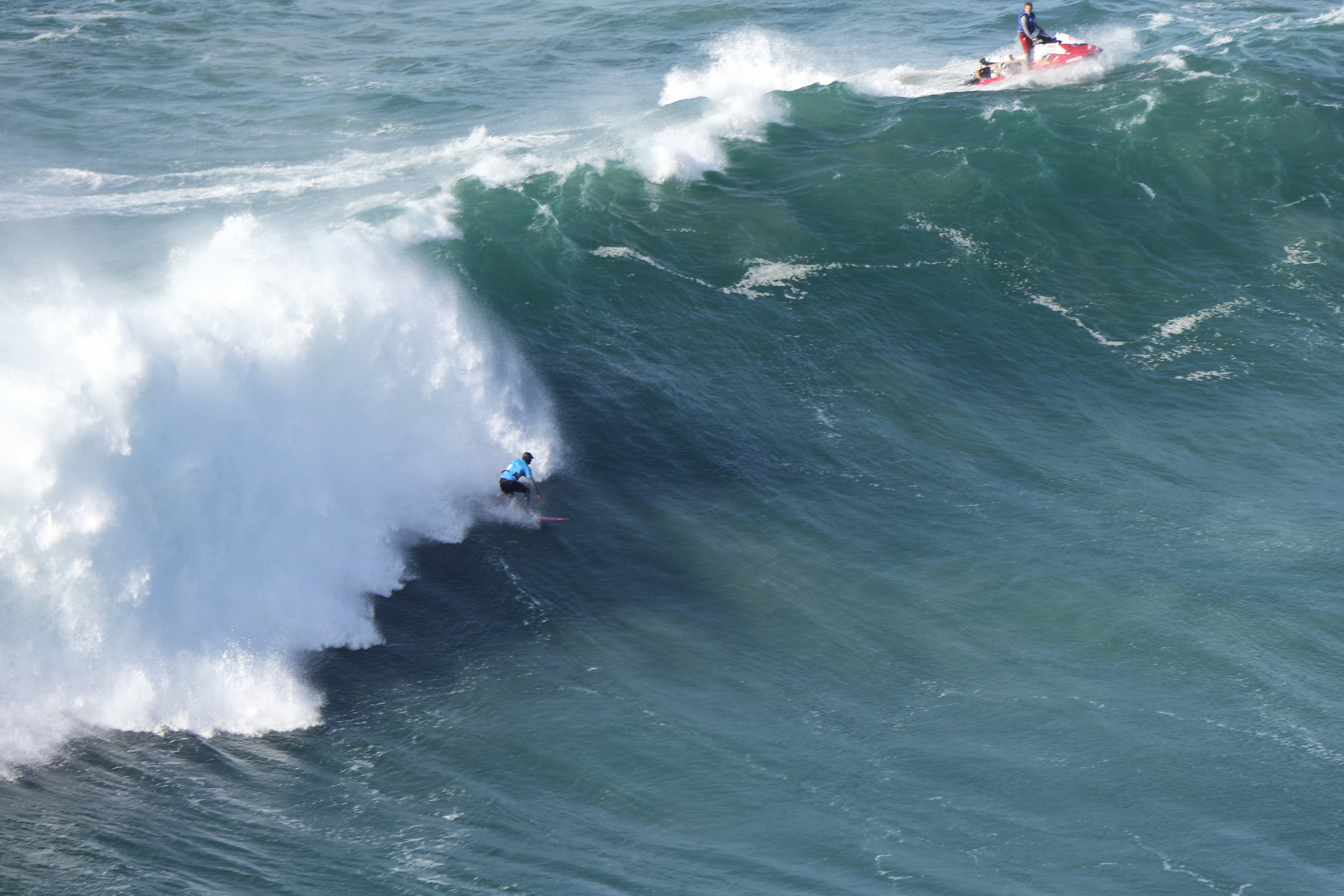 Surf a Nazaré 3