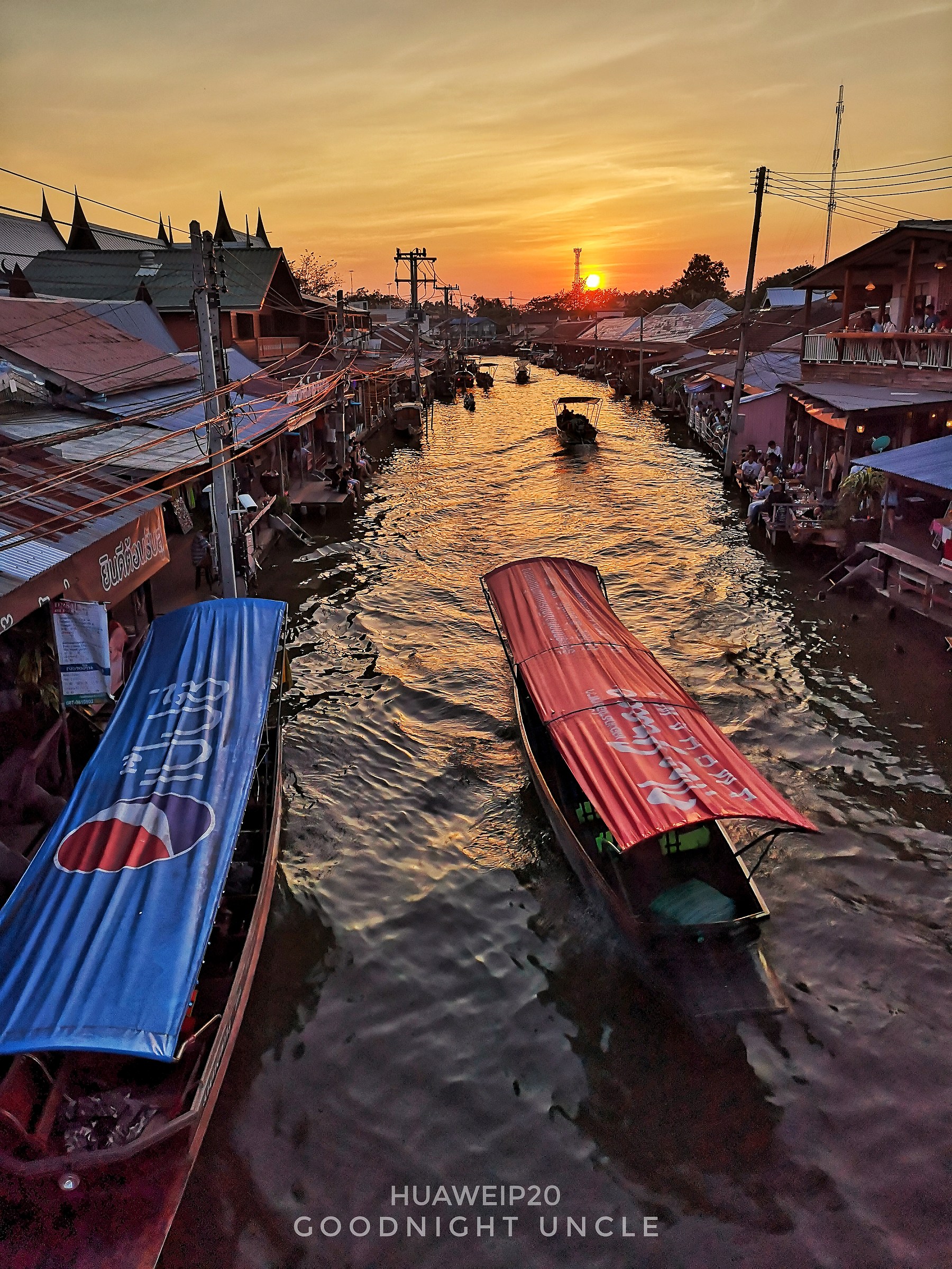 amphawa floating market