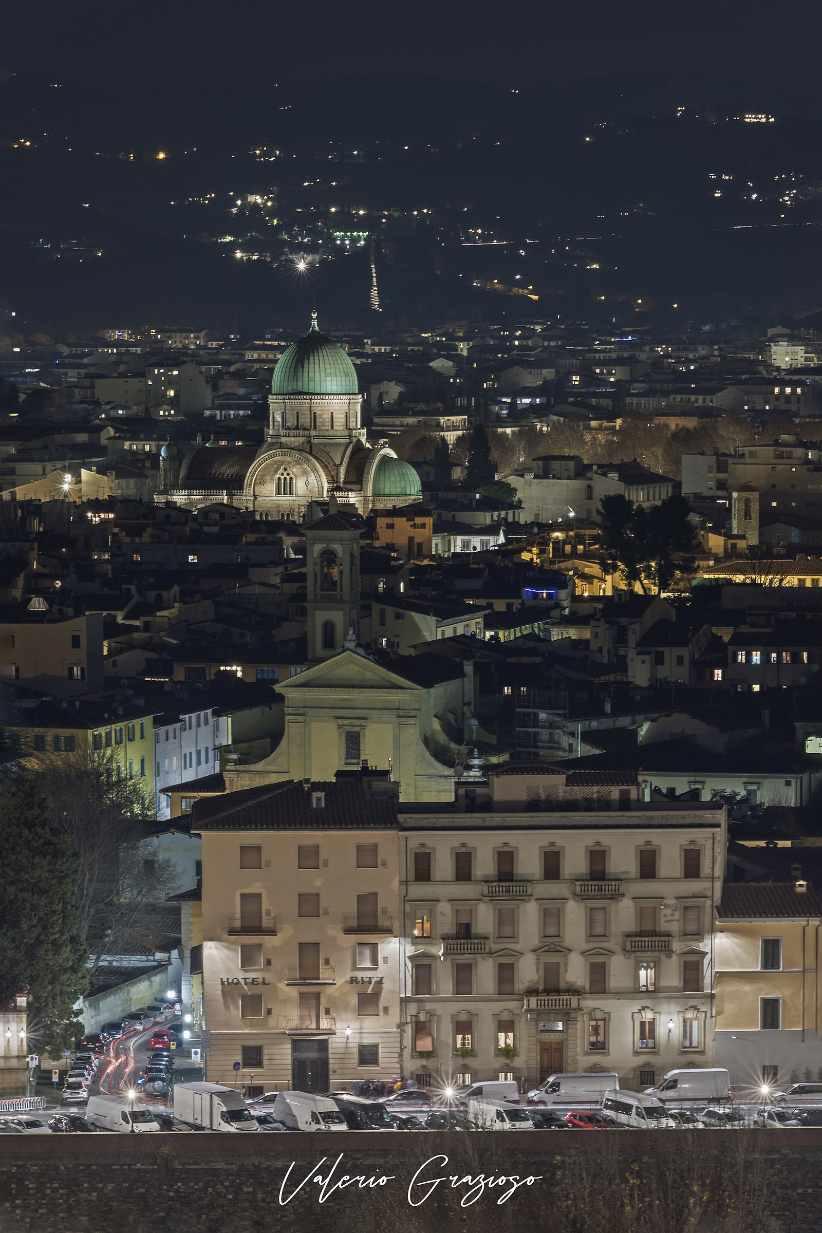 Sinagoga di Firenze vista da Piazzale Michelangelo