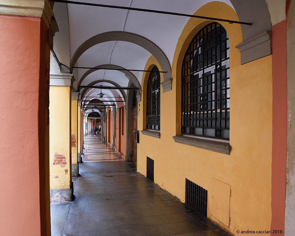 Il portico di Via Cartoleria