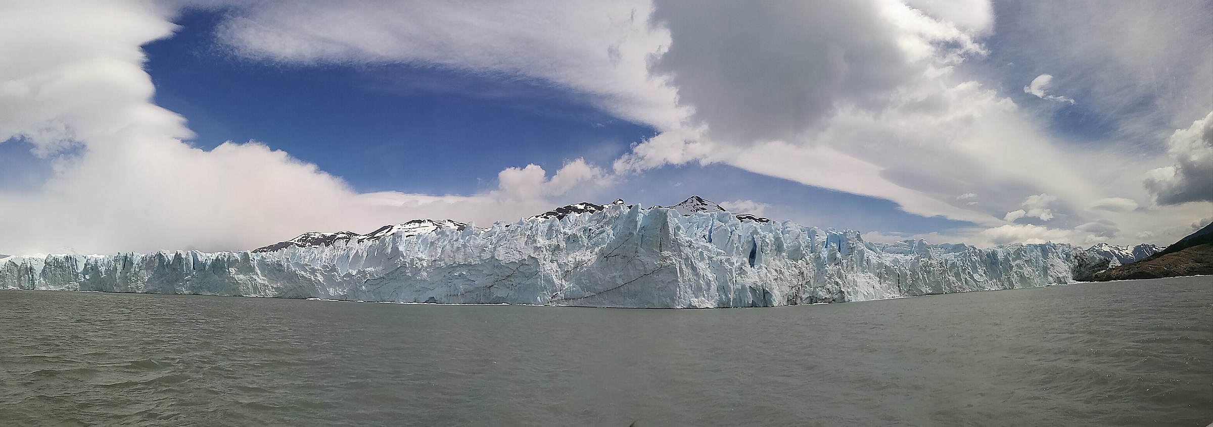 Panoramic photo of the Perito Moreno