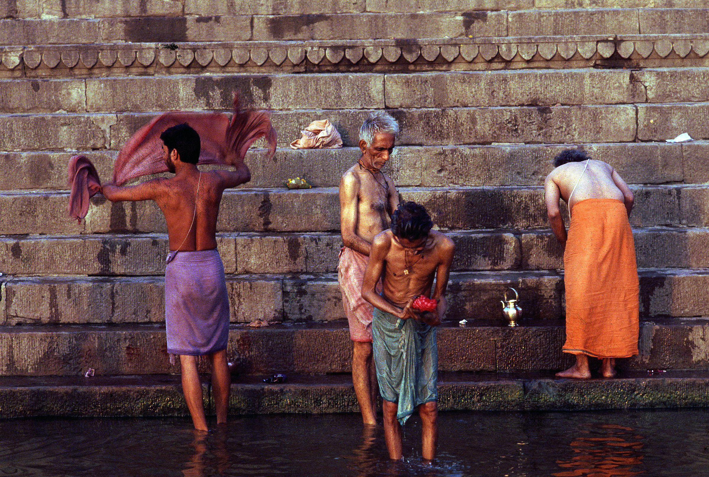 Si preparano per le abluzioni