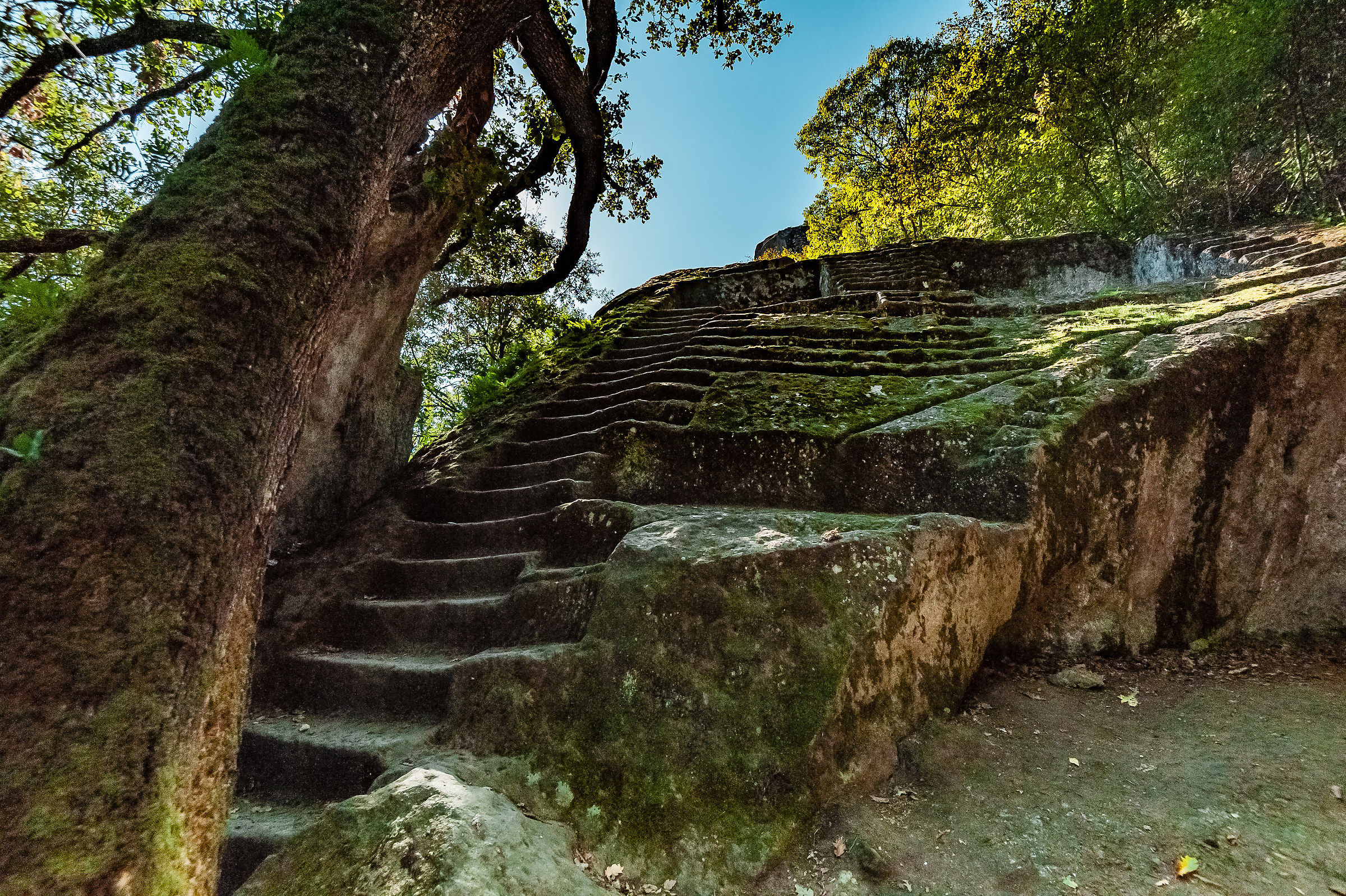 la piramide etrusca di bomarzo