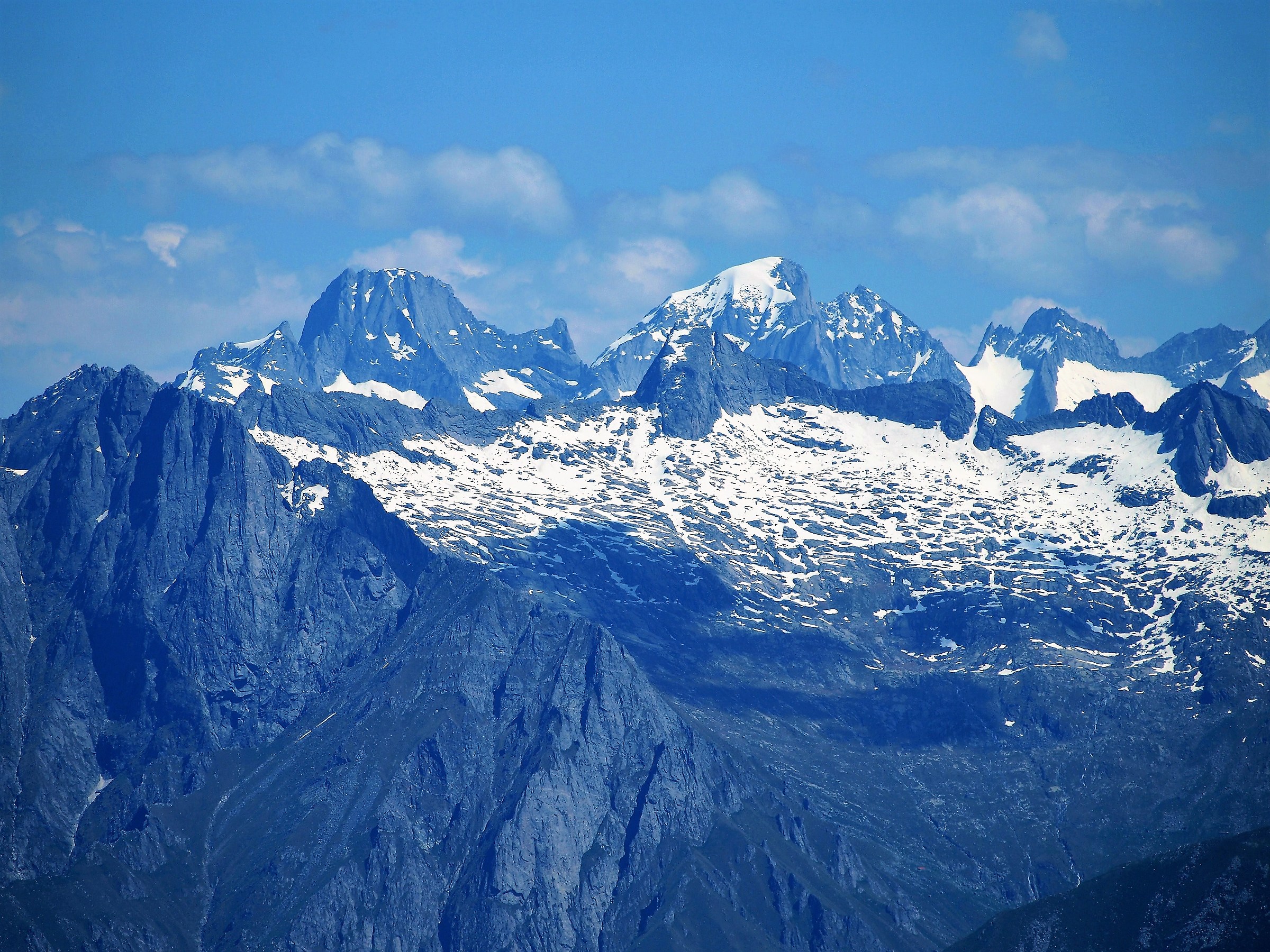 Verso nord, dalla cima del monte Legnone  (Lecco)