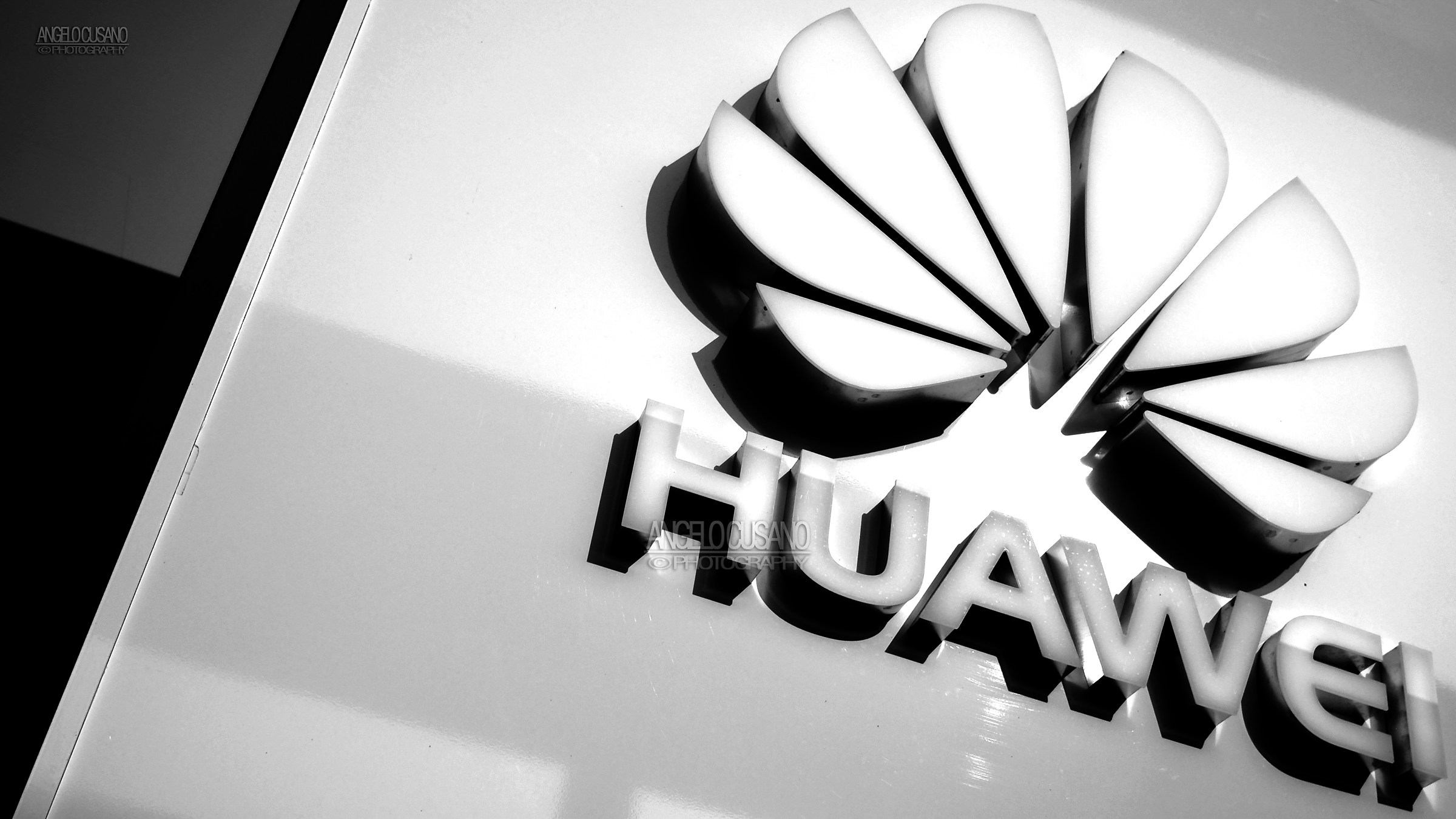 Huawei Store / Milano Citylife