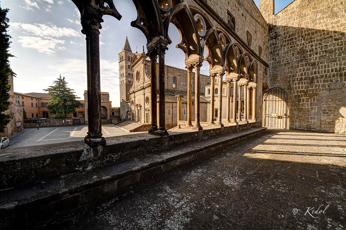Viterbo - The lodge dela Palace of the Popes