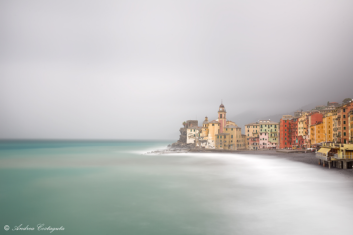 Nebbia a Camogli