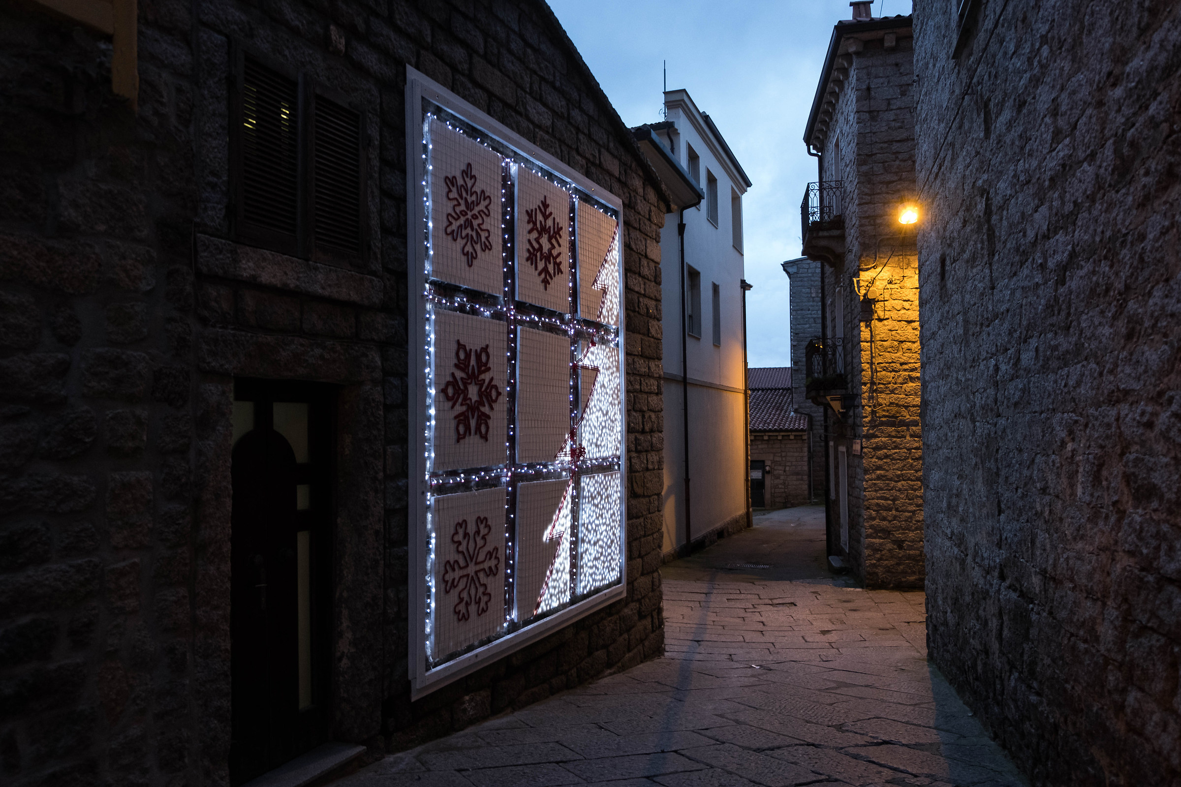 Christmas murals in Tempio Pausania