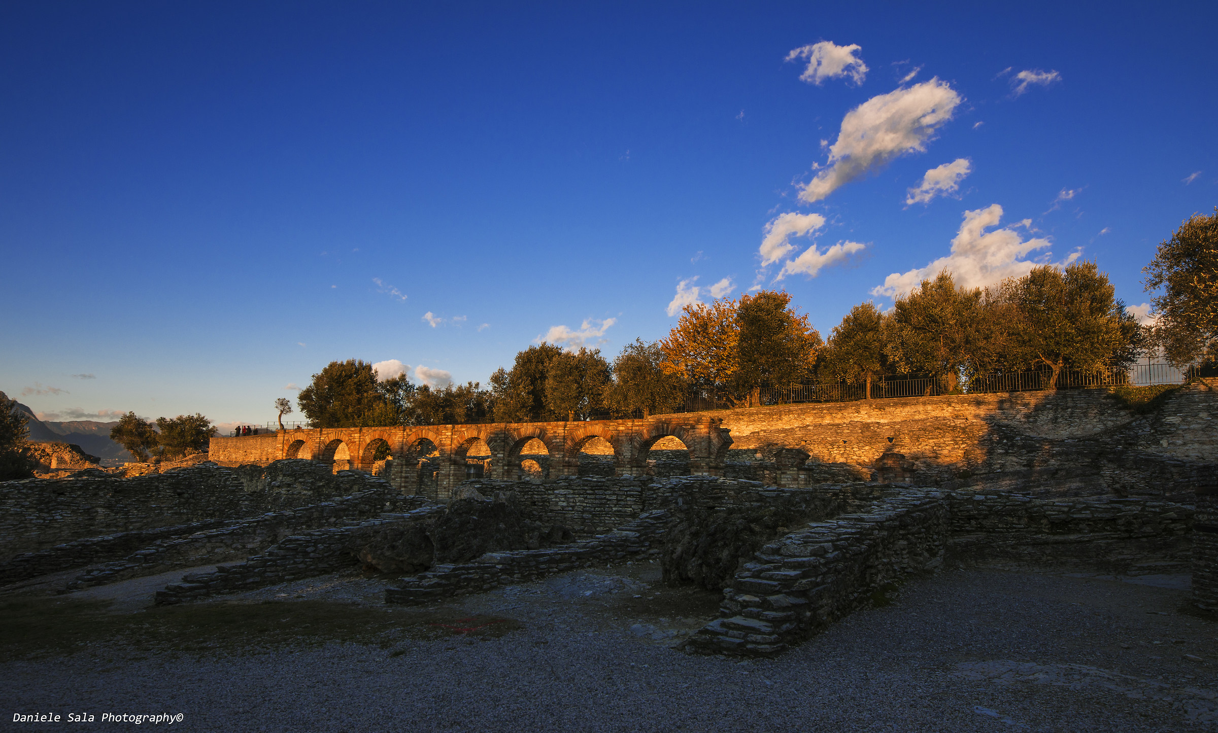Criptoportico dall'esterno
