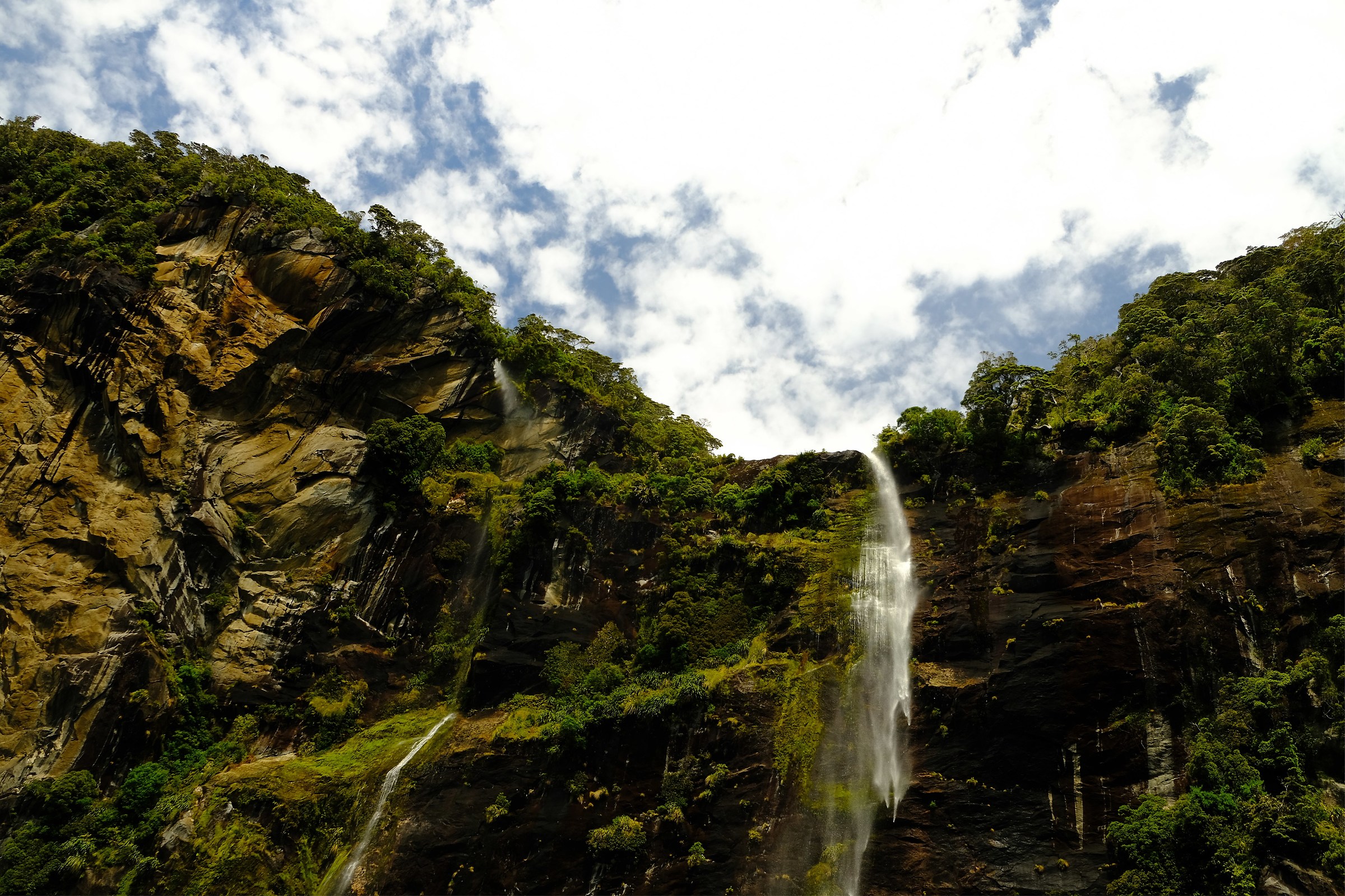 Milford Sound: Waterfall from the sky