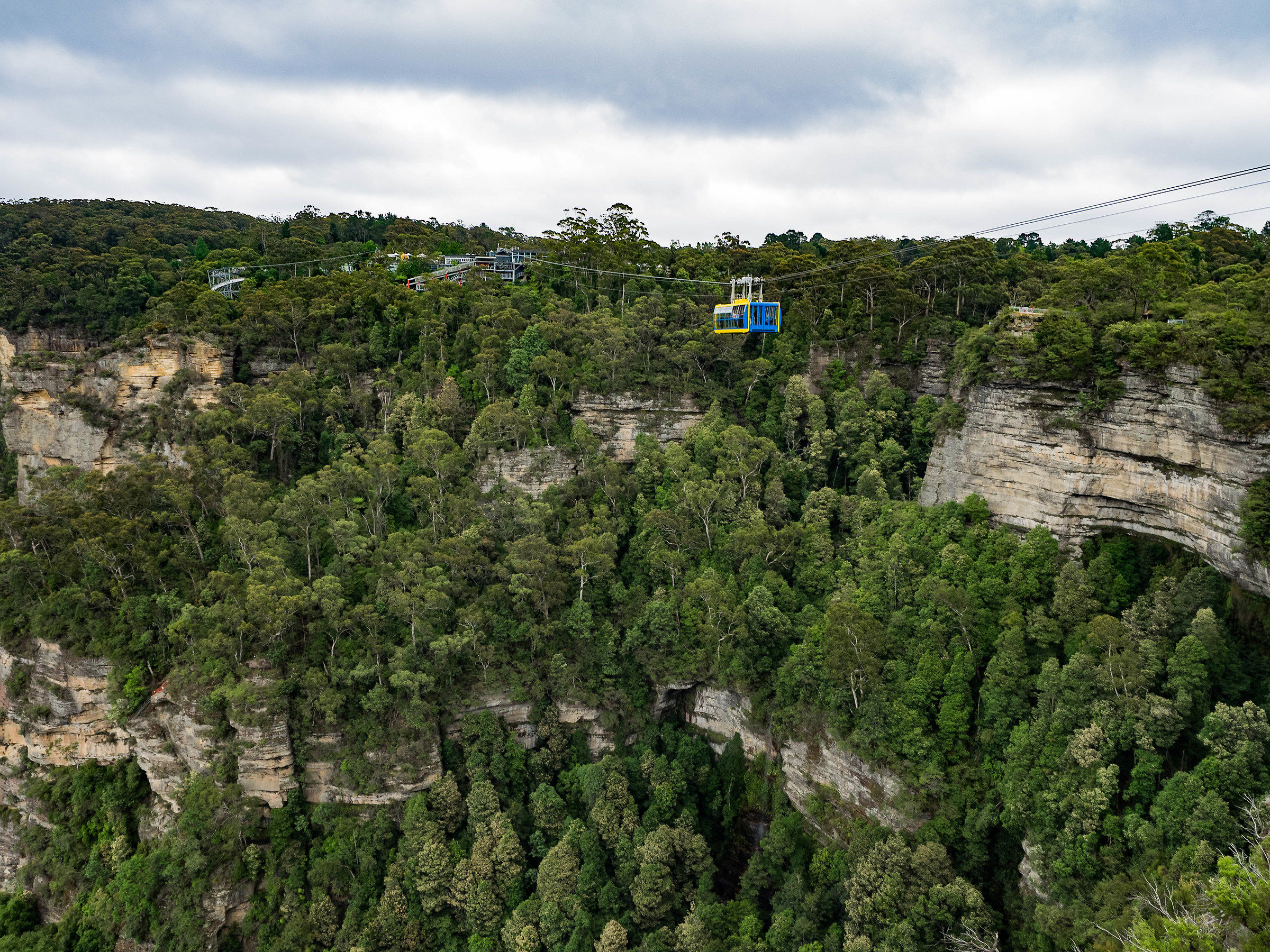 Cable car on the rocks