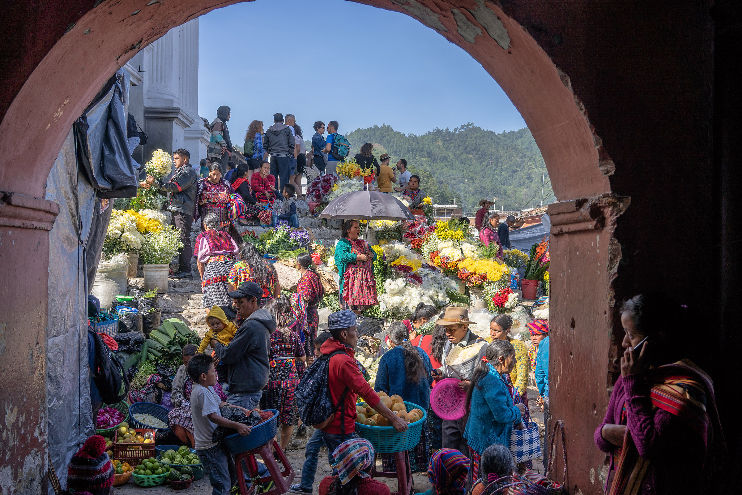 Mercato di Chichicastenago in Guatemala