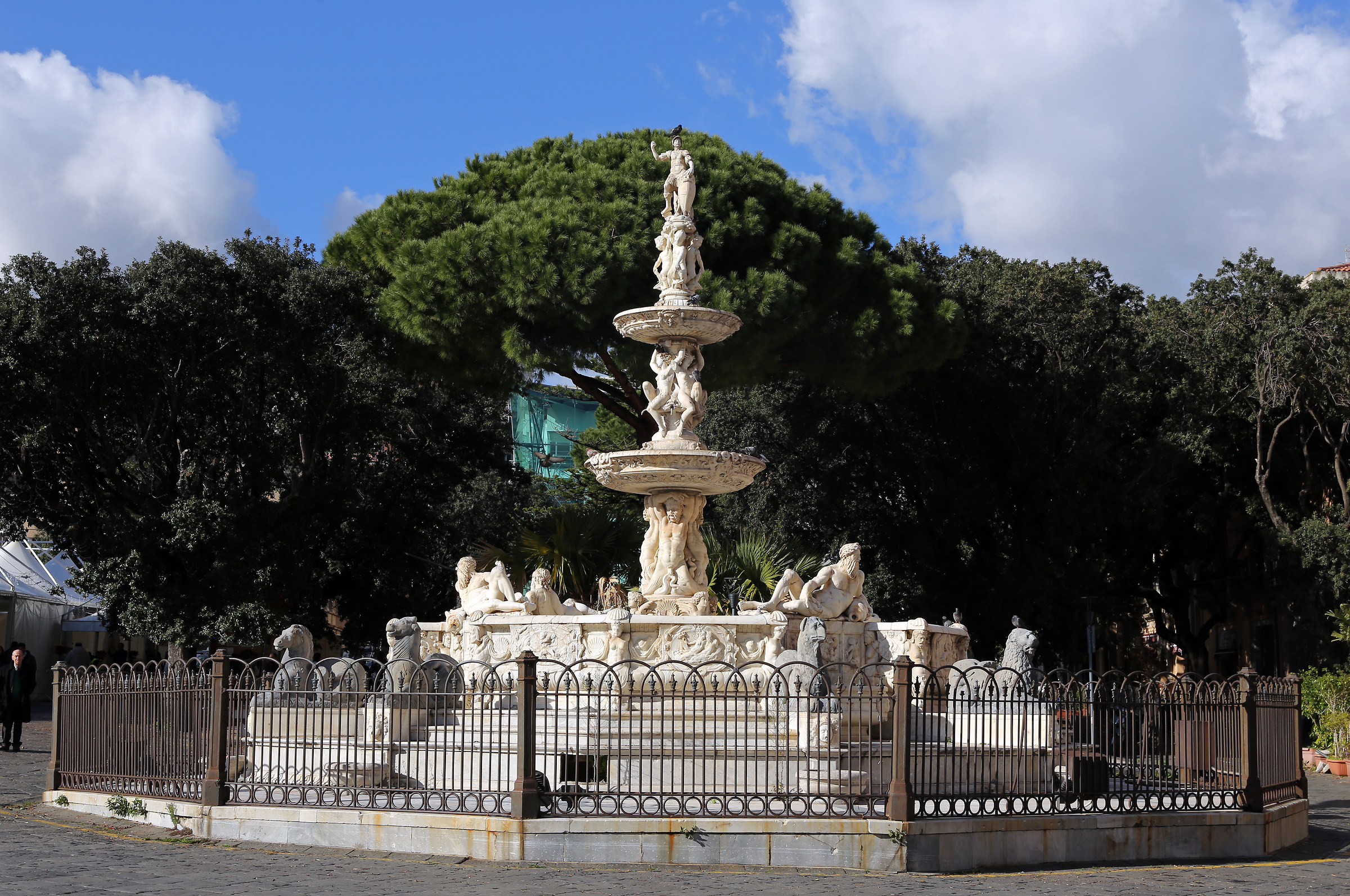 Fontana di Orione, Messina