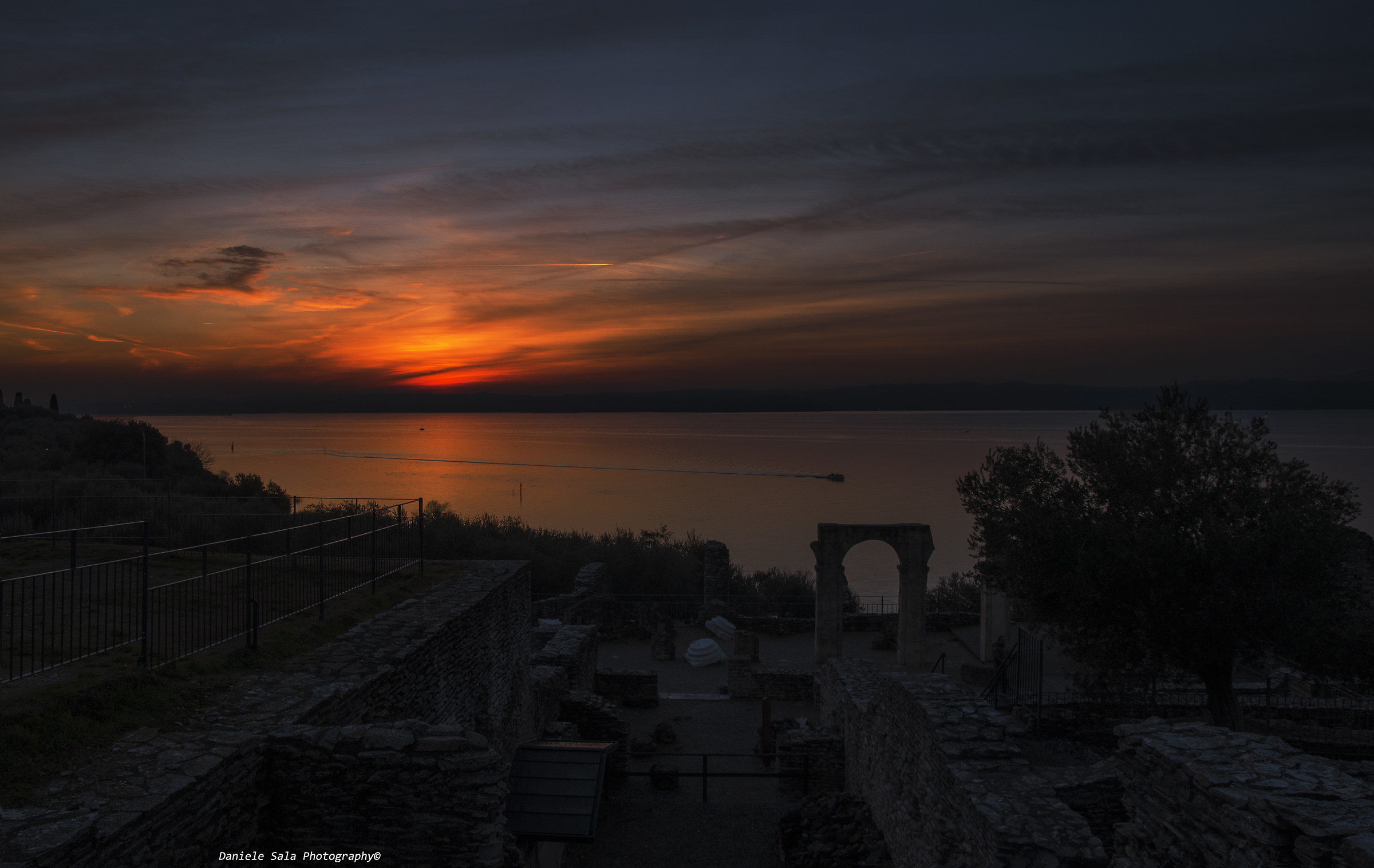 Tramonto sulle rovine..