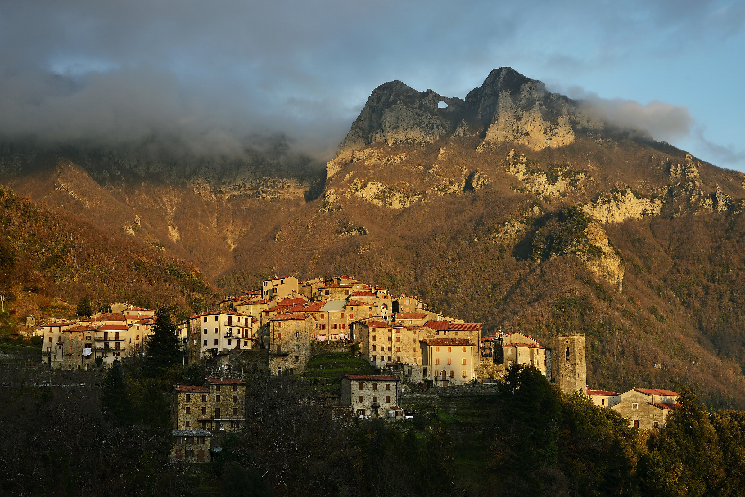 Between Sun & Shadow