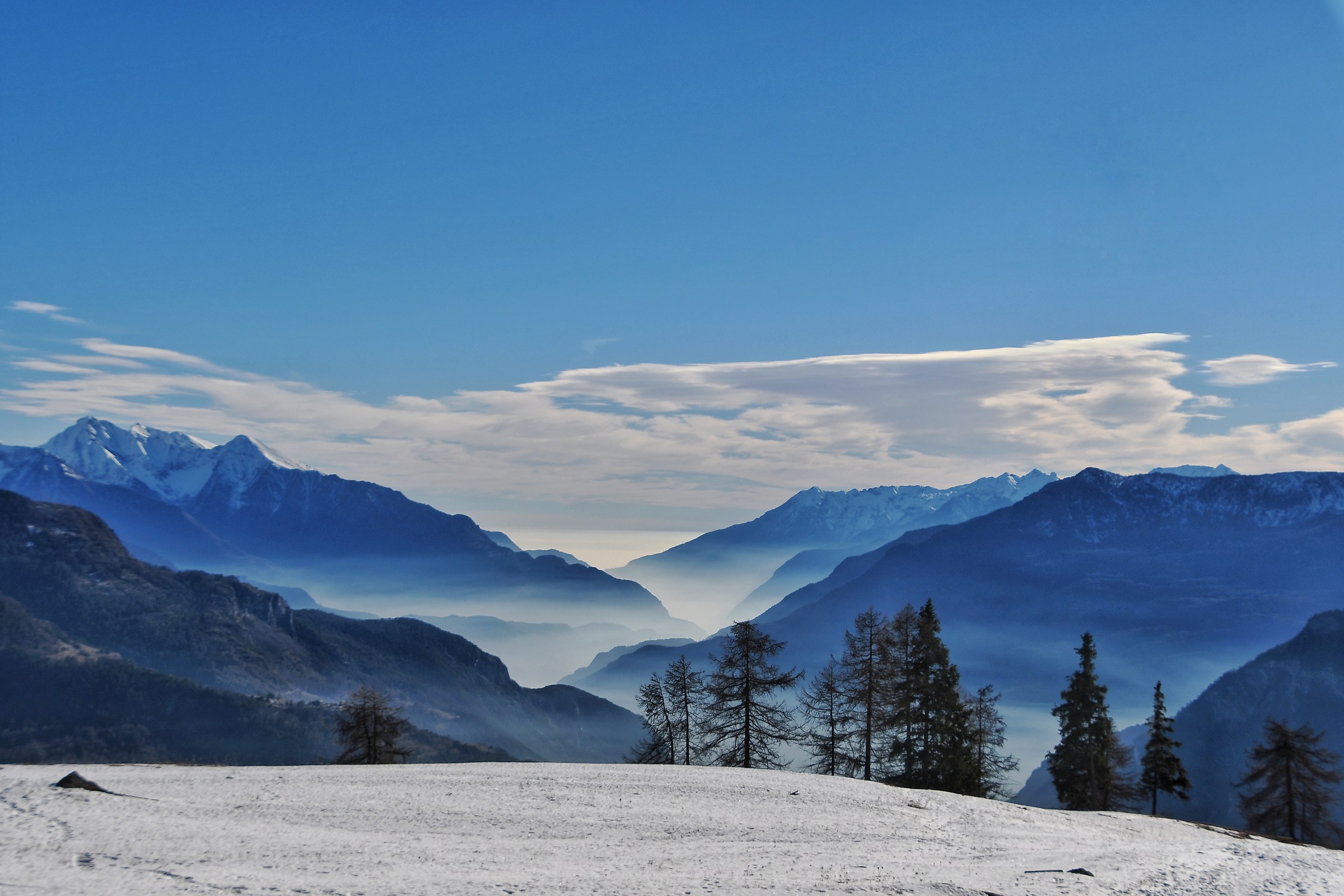 Veduta dai dintorni di Torgnon (valle d'Aosta)
