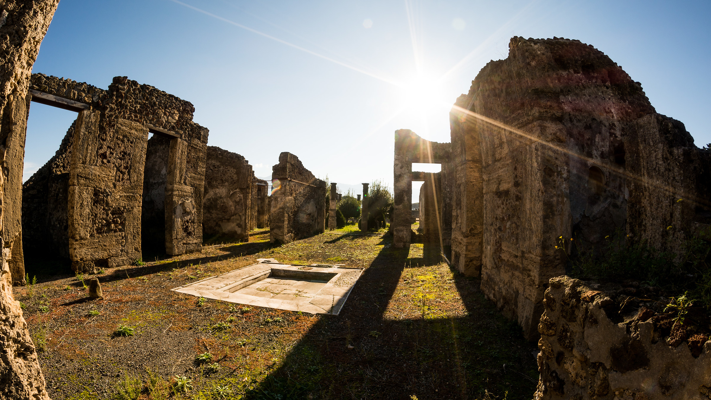 8mm Kelda Fish-eye lens, Pompeii excavations