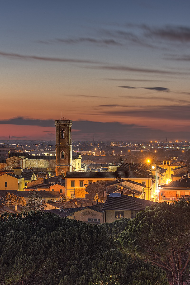Campanile al tramonto