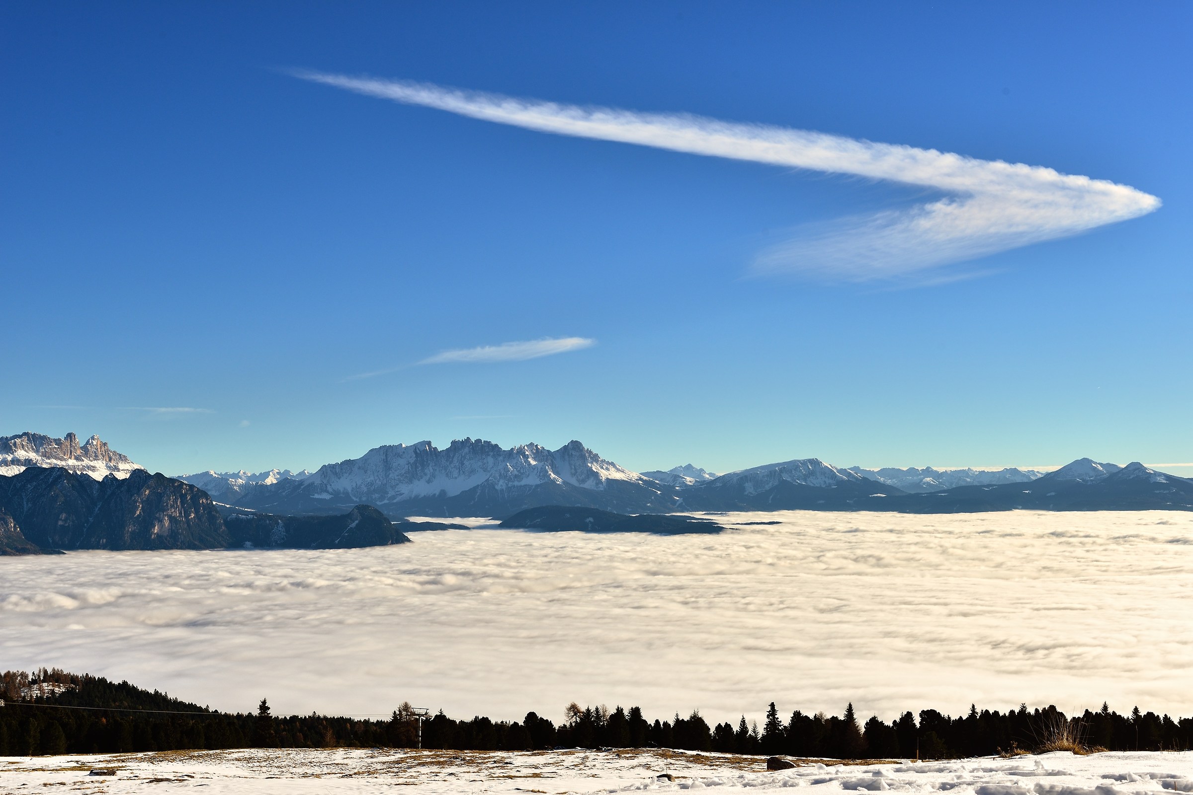 Arrow in the sky on the Renon