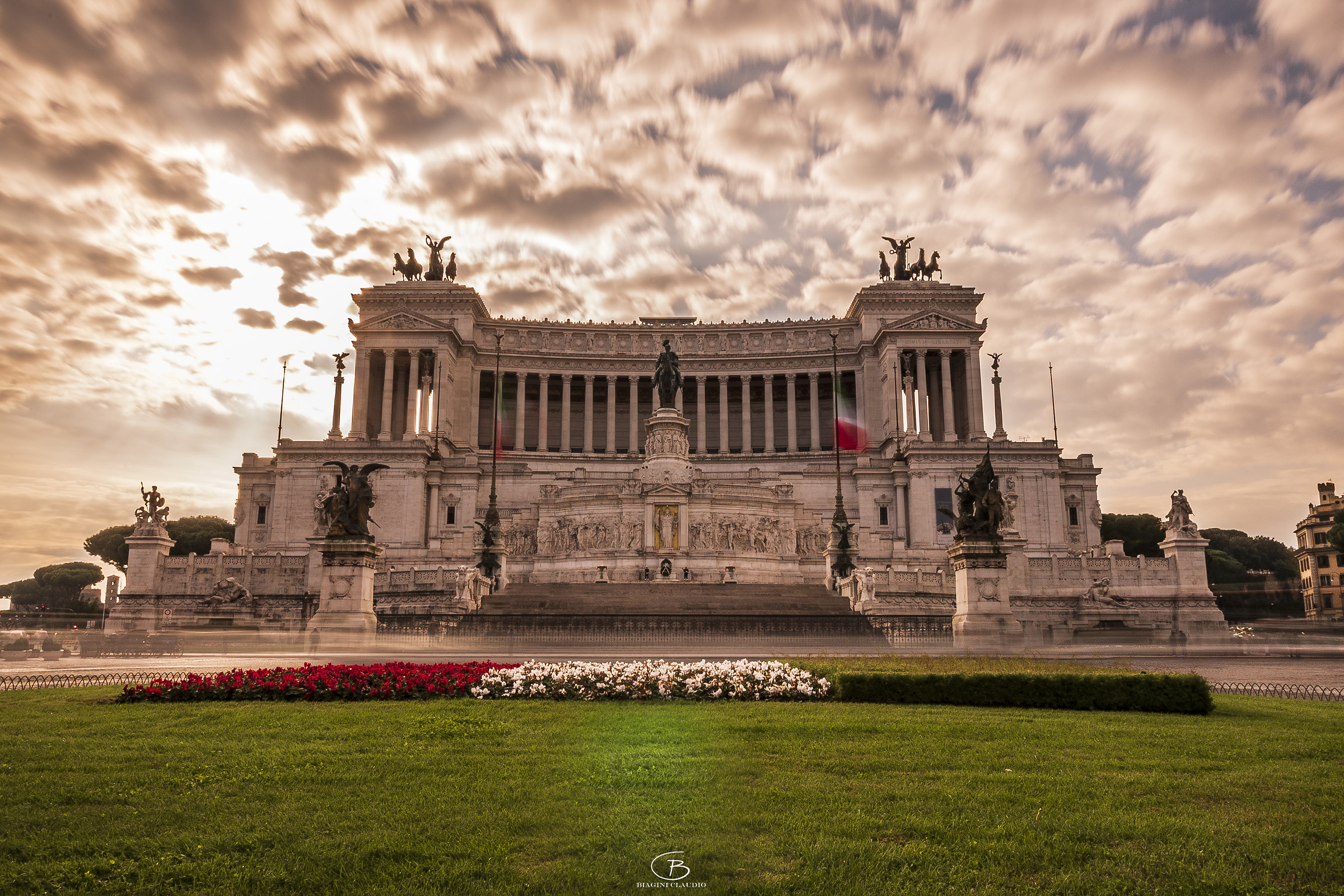 Altar of the homeland
