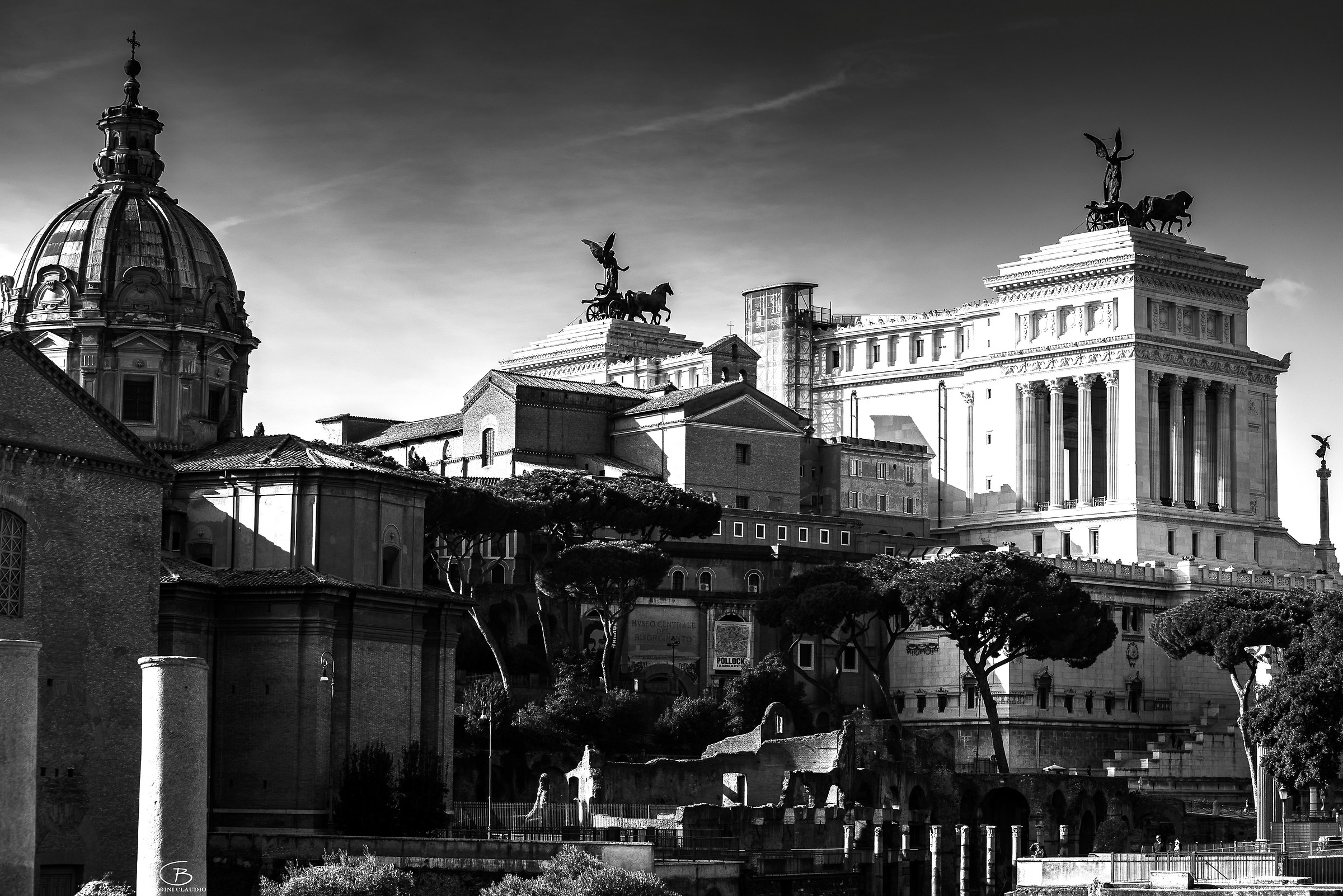 From the imperial forums to the altar of the homeland