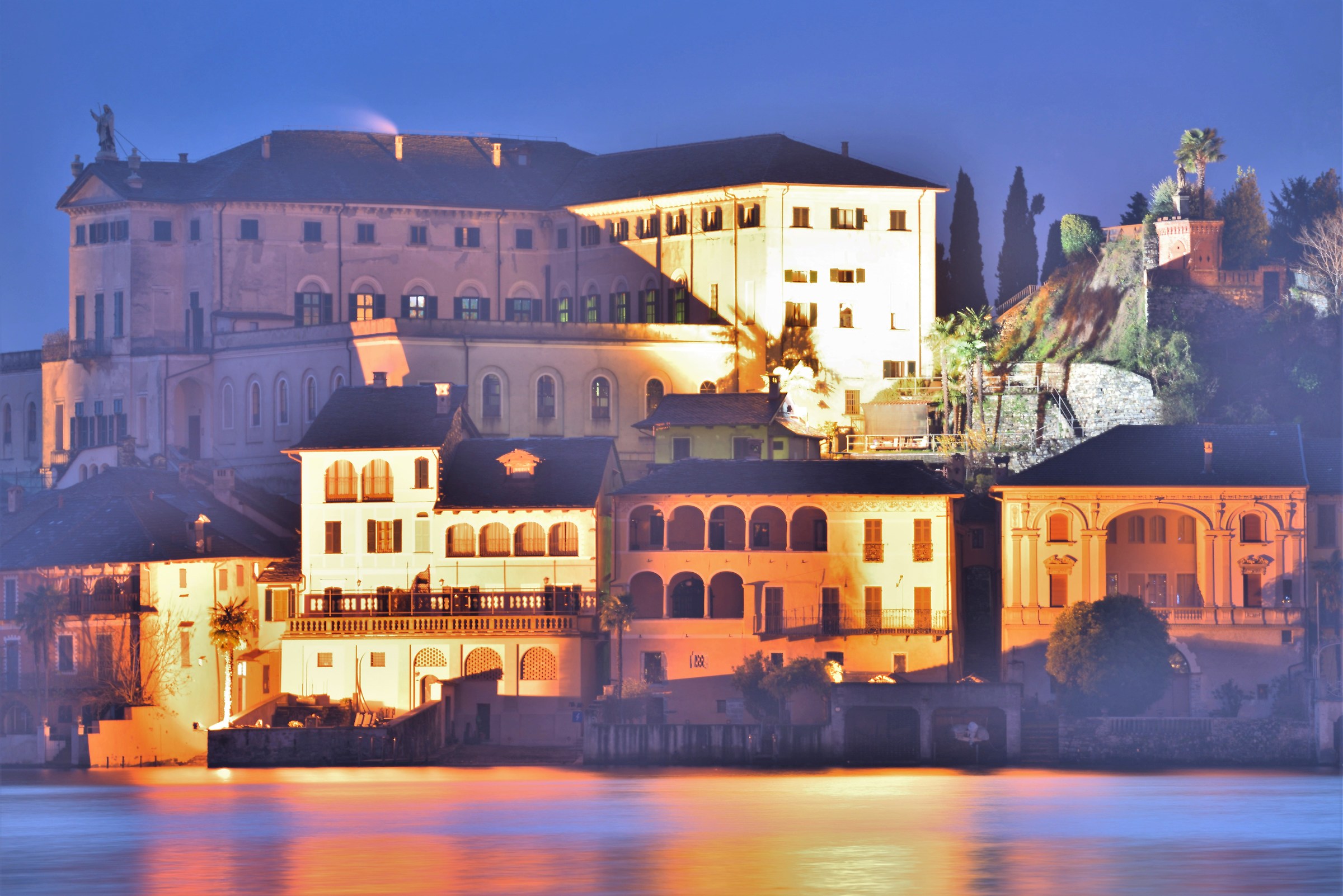 The island of St. Julius-Cloistered monastery