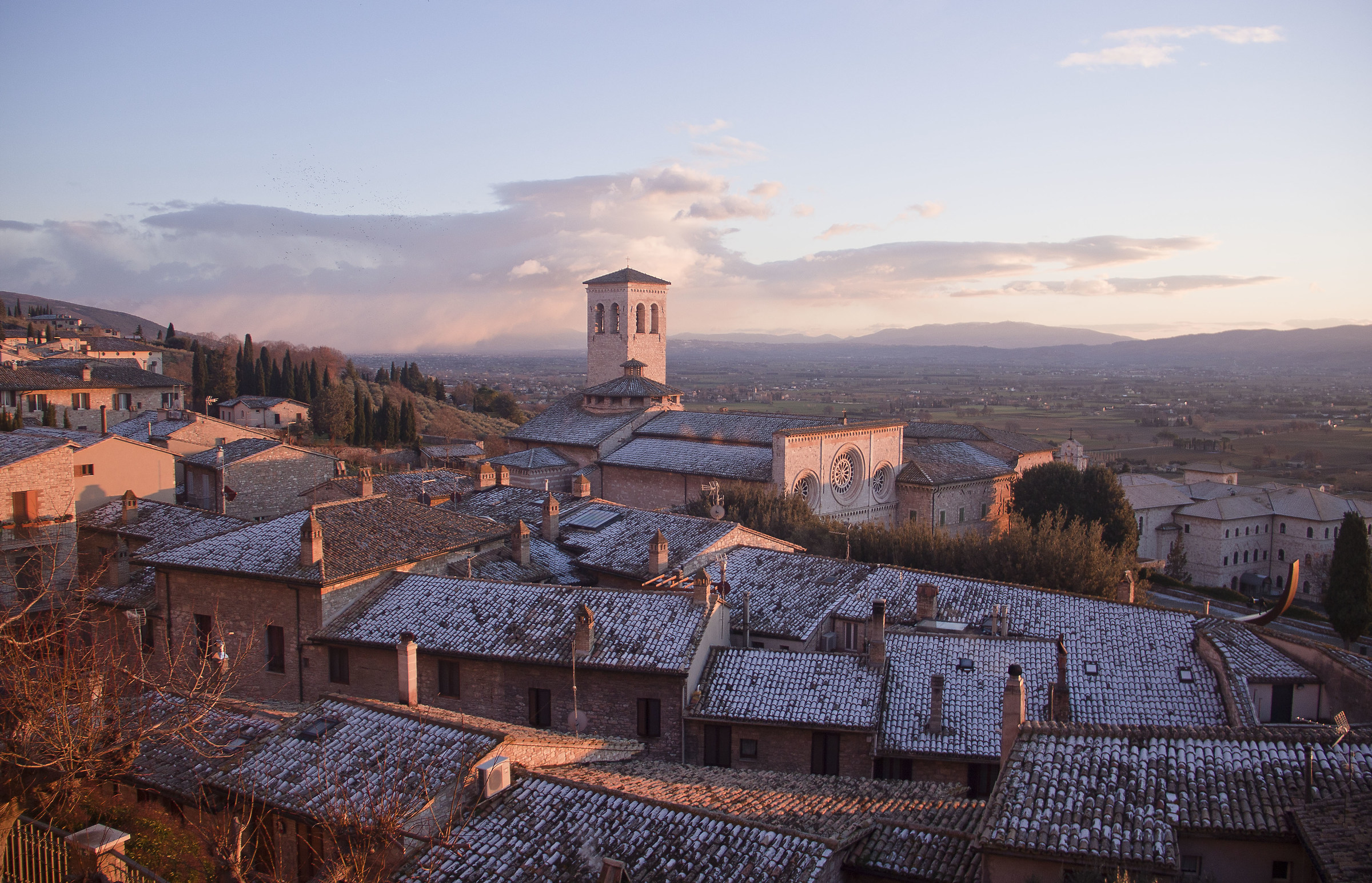 ... above the roofs of Assisi