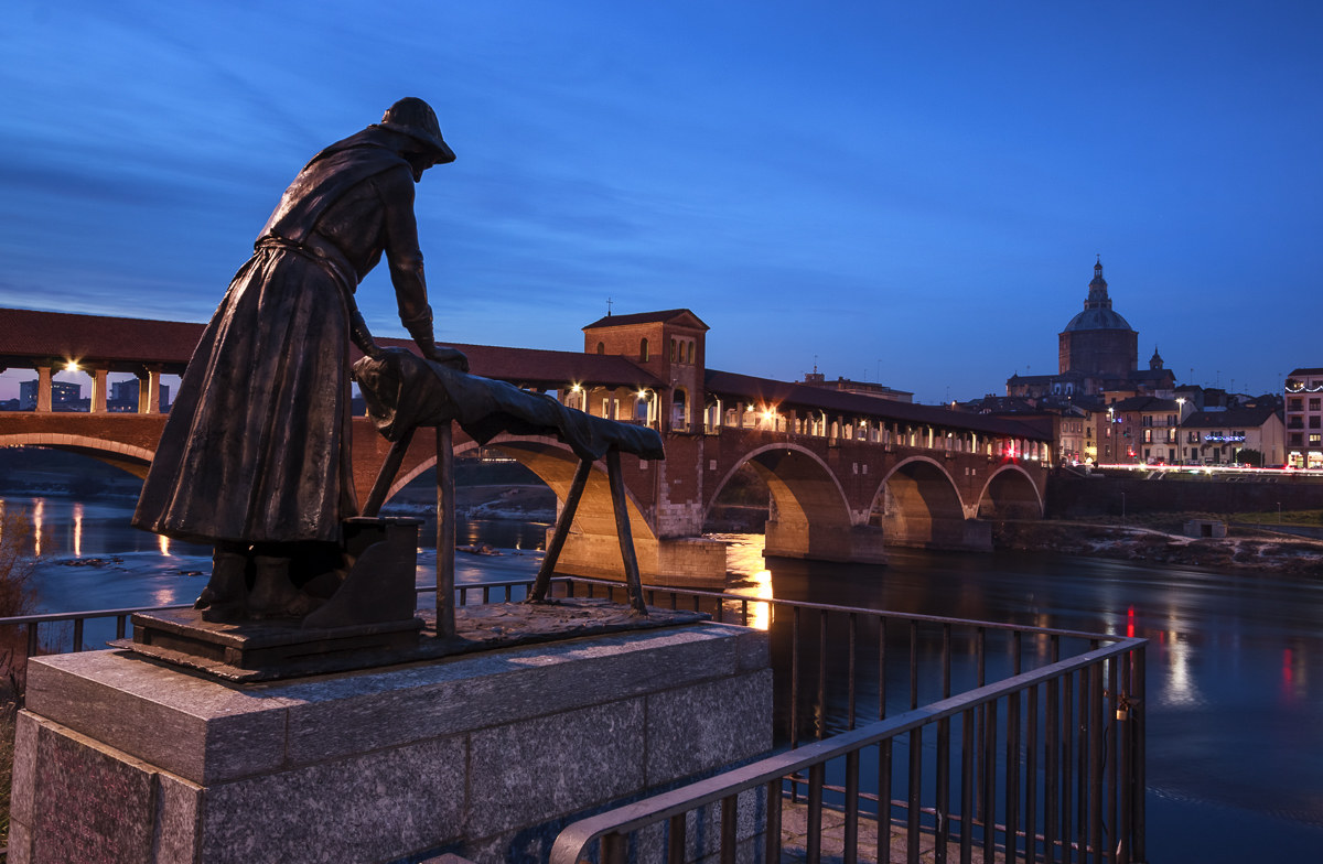 The washbasins of the Burg...