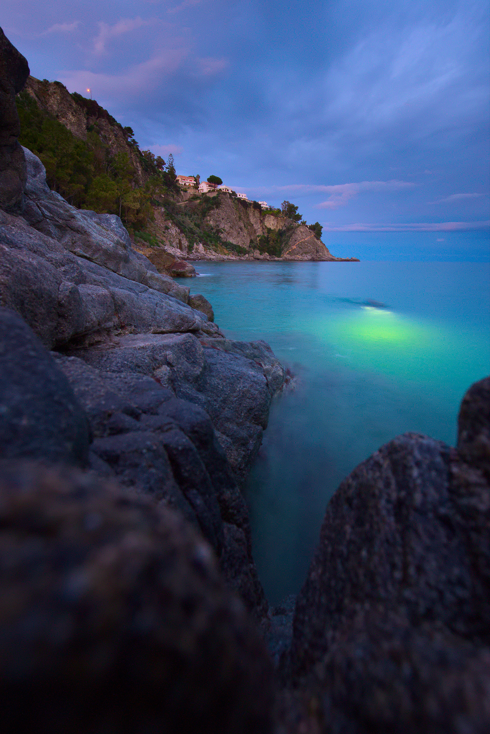 caminia a lume di sub
