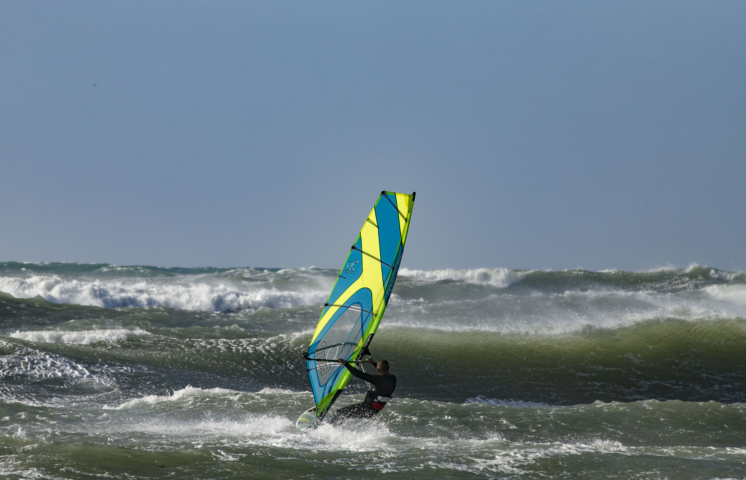 windsurf