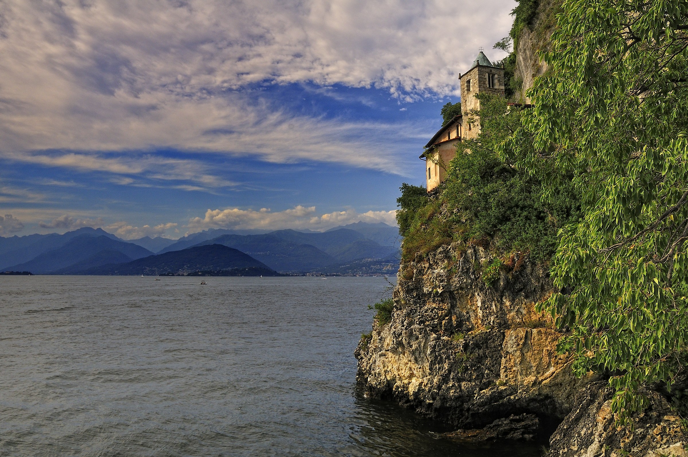 Santa Caterina del Sasso