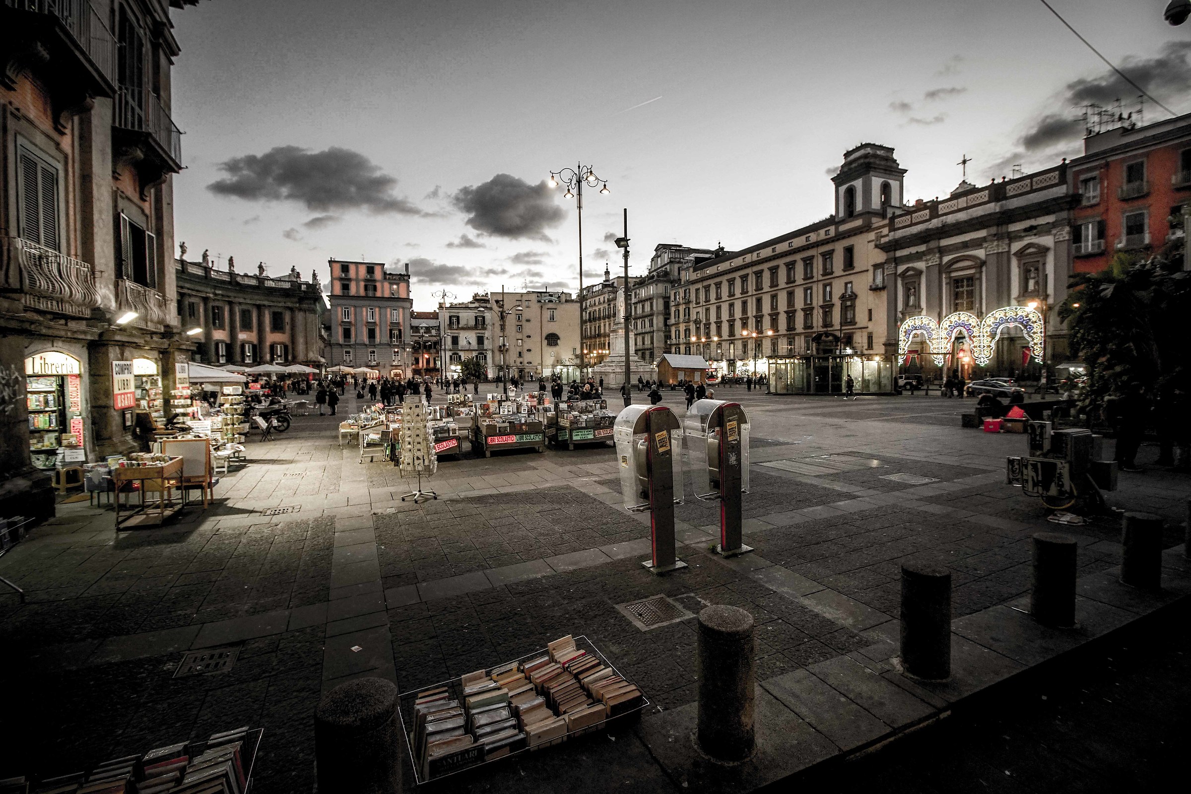 napoli piazza dante