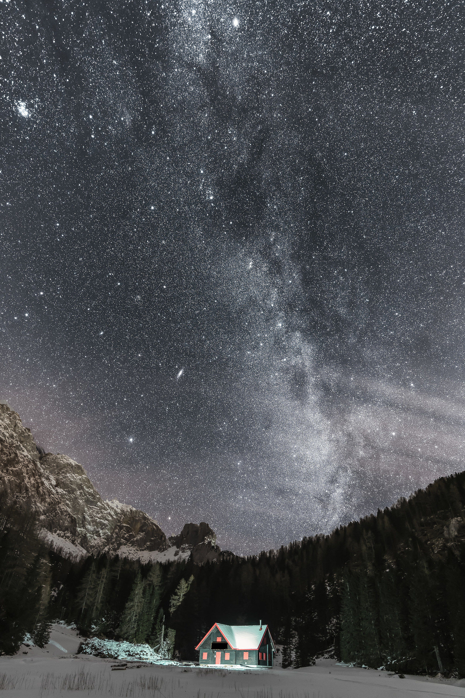 Night at Winkel Hut 3