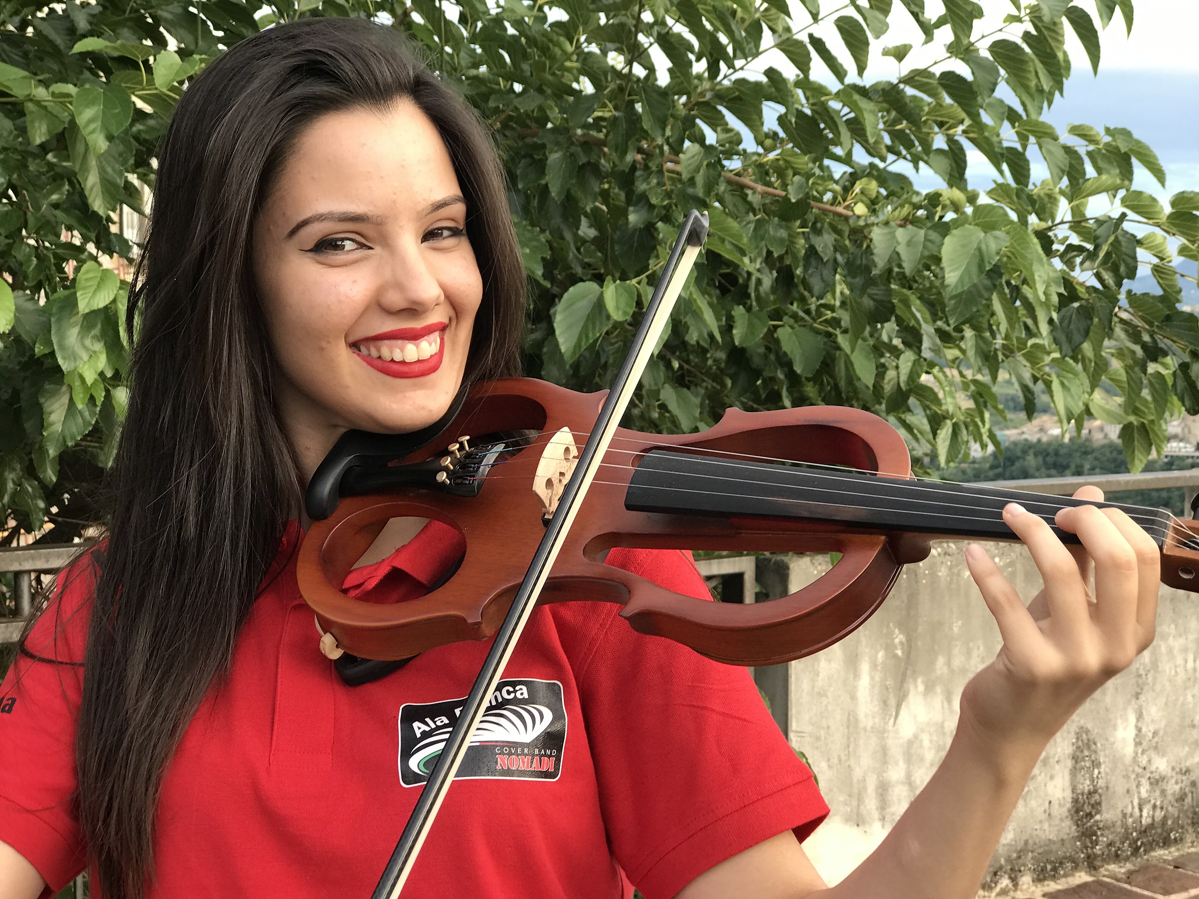 Music + smile = sympathy!