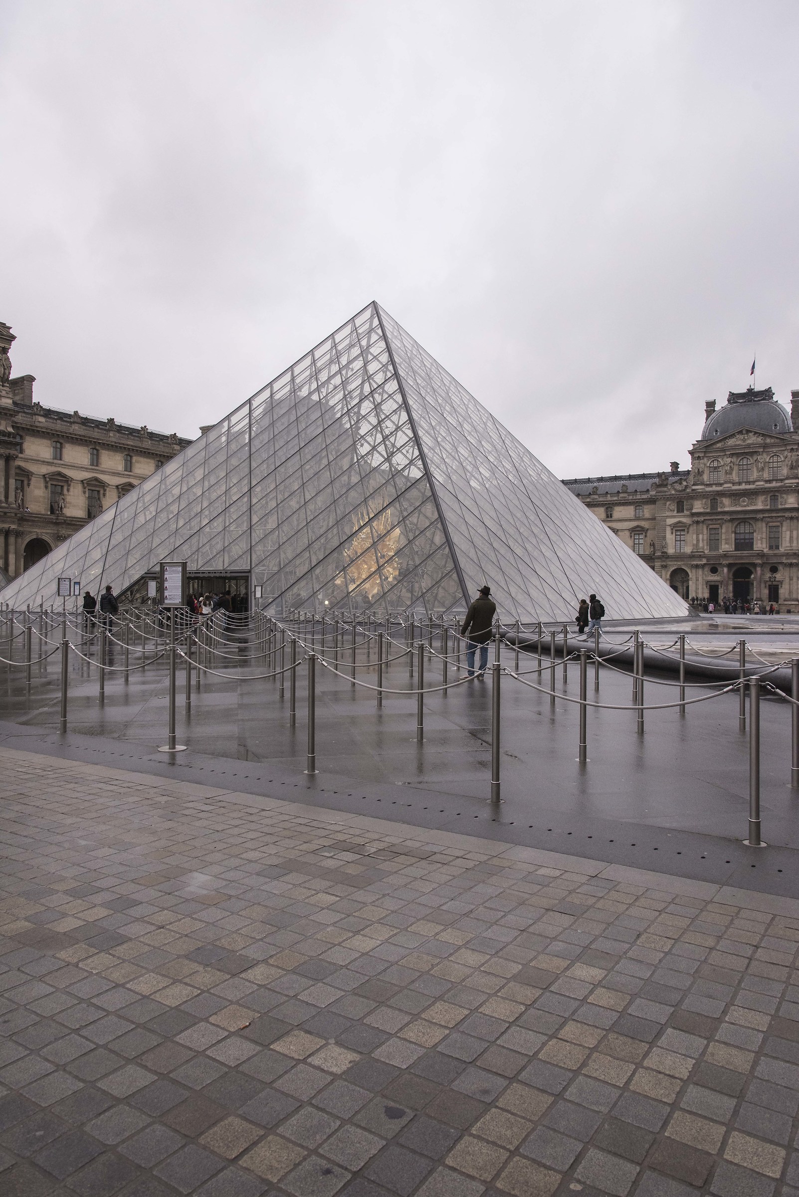 Louvre