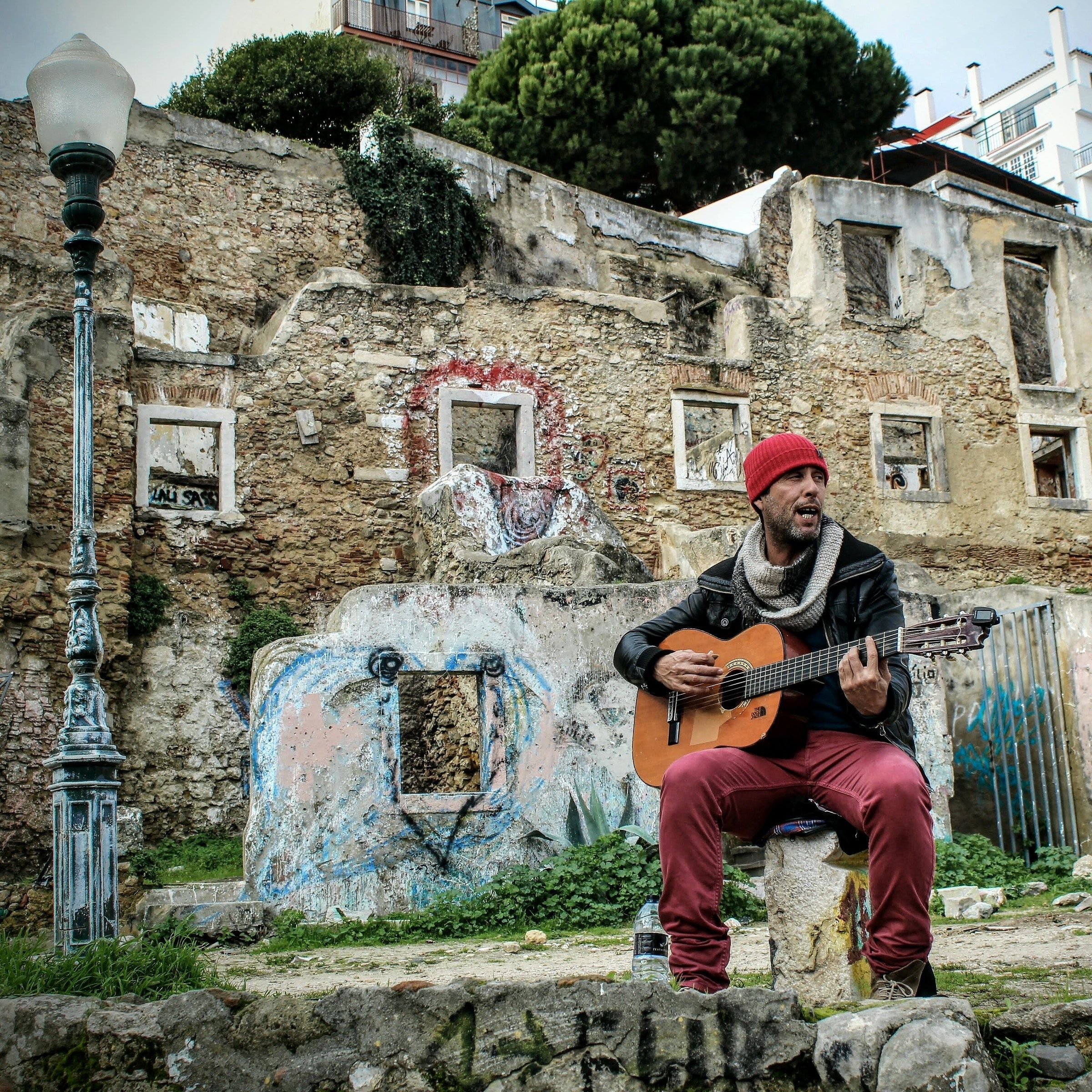 Street artist in Lisbon