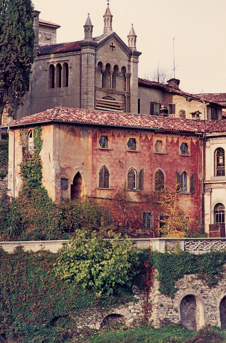 I Bastioni est delle mura