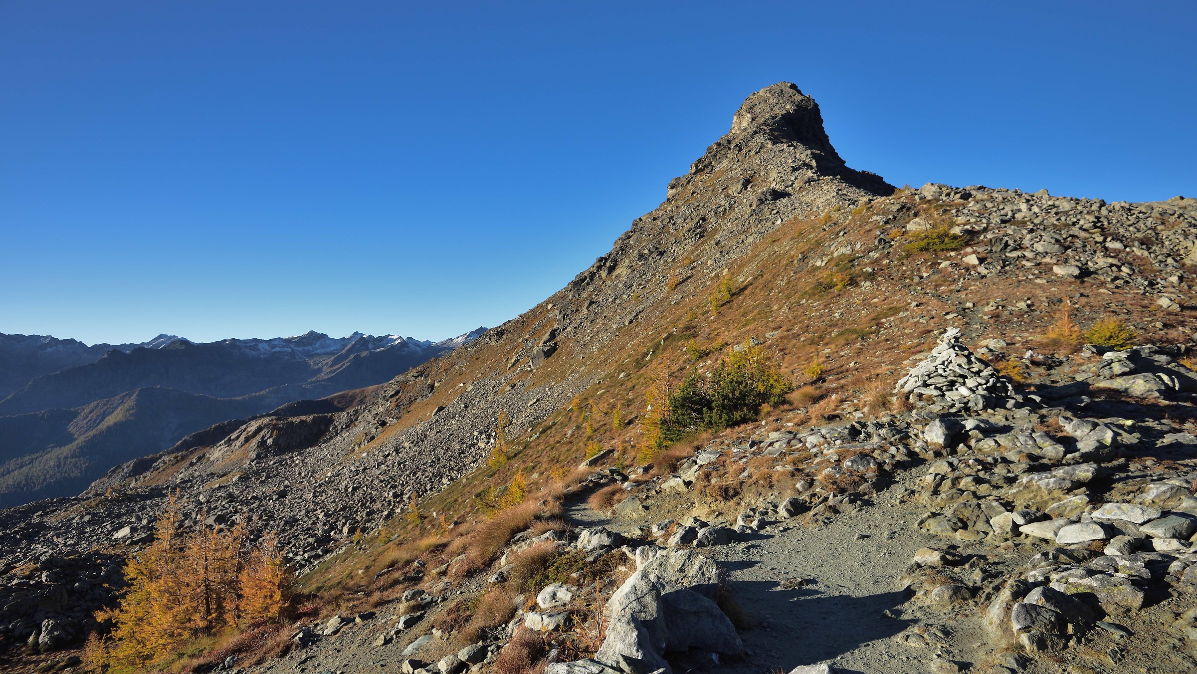 In sin. Del Colle stands the turret m 2539