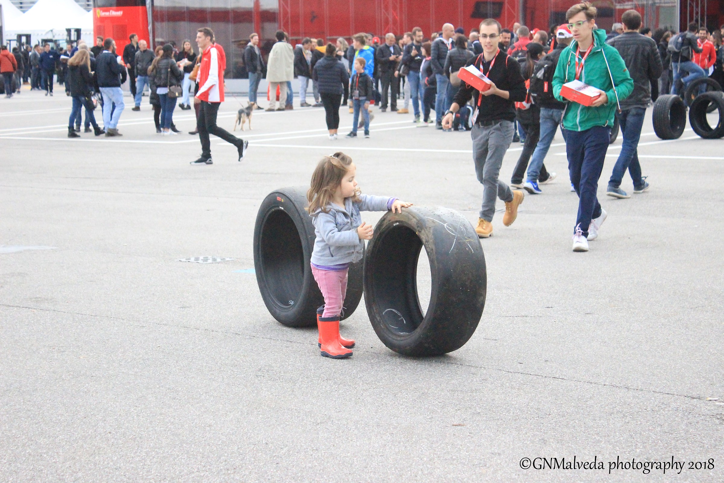 Hello mom look how I enjoy!